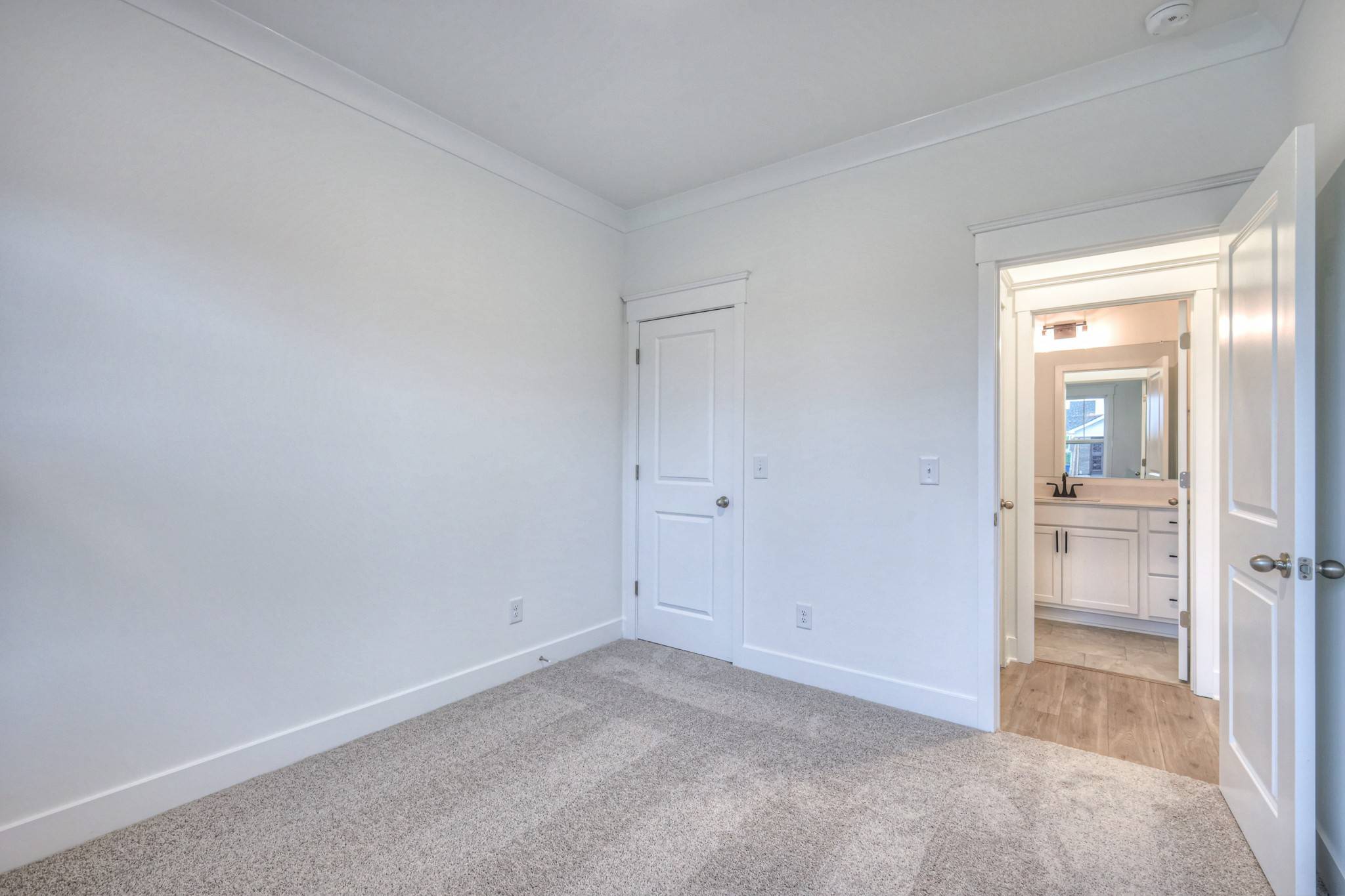 Gallatin, TN 37066,440 Triple Crown Circle