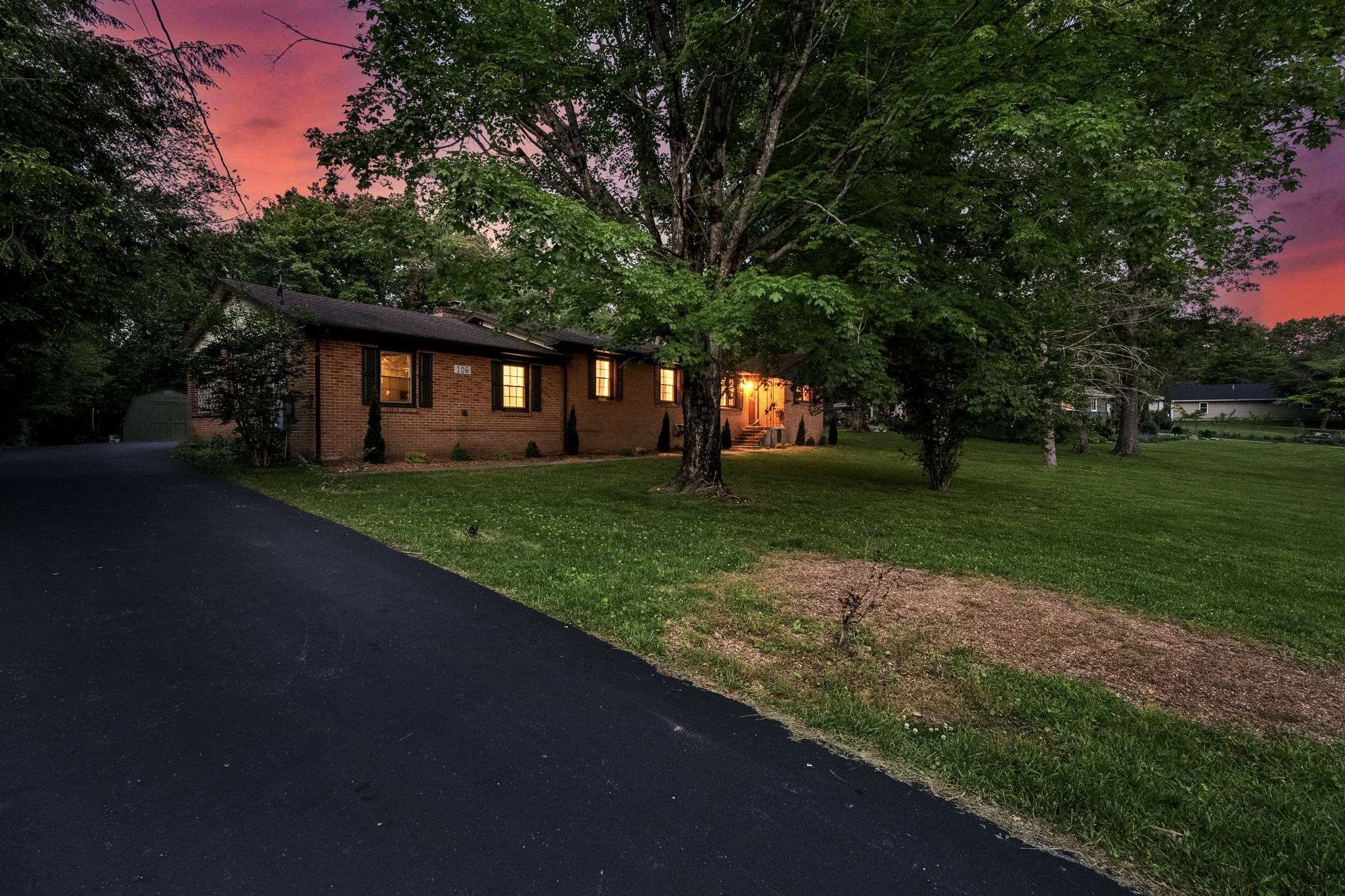 Tullahoma, TN 37388,106 Craighead Rd