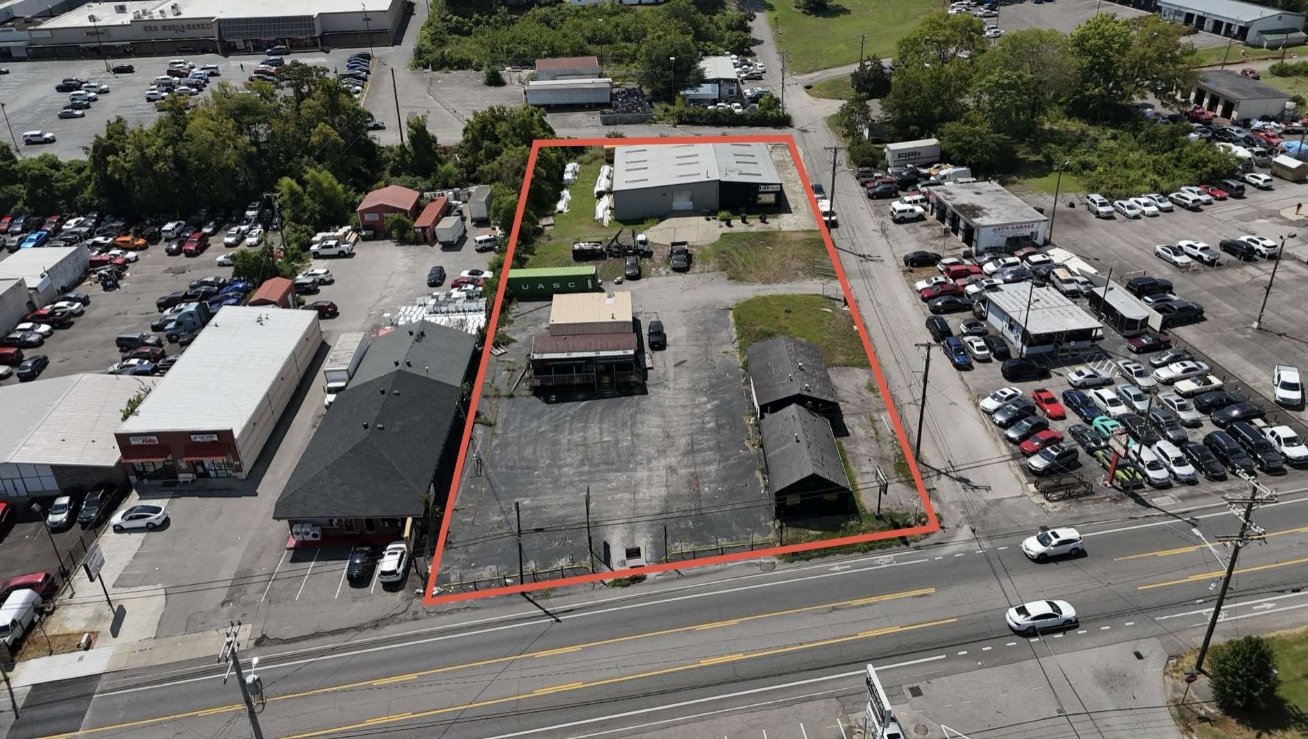 Nashville, TN 37209,5915 Charlotte Pike