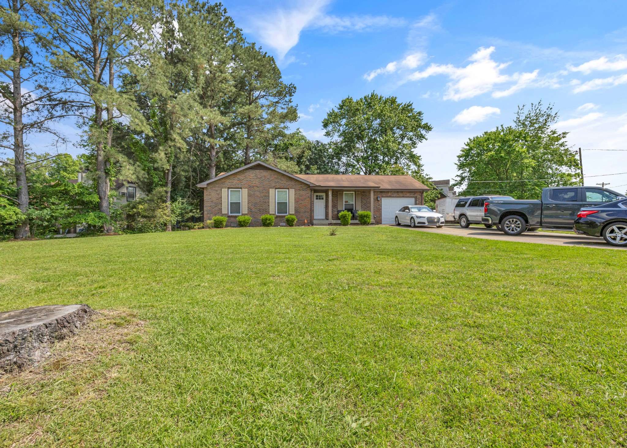 Clarksville, TN 37042,923 Dominion Dr