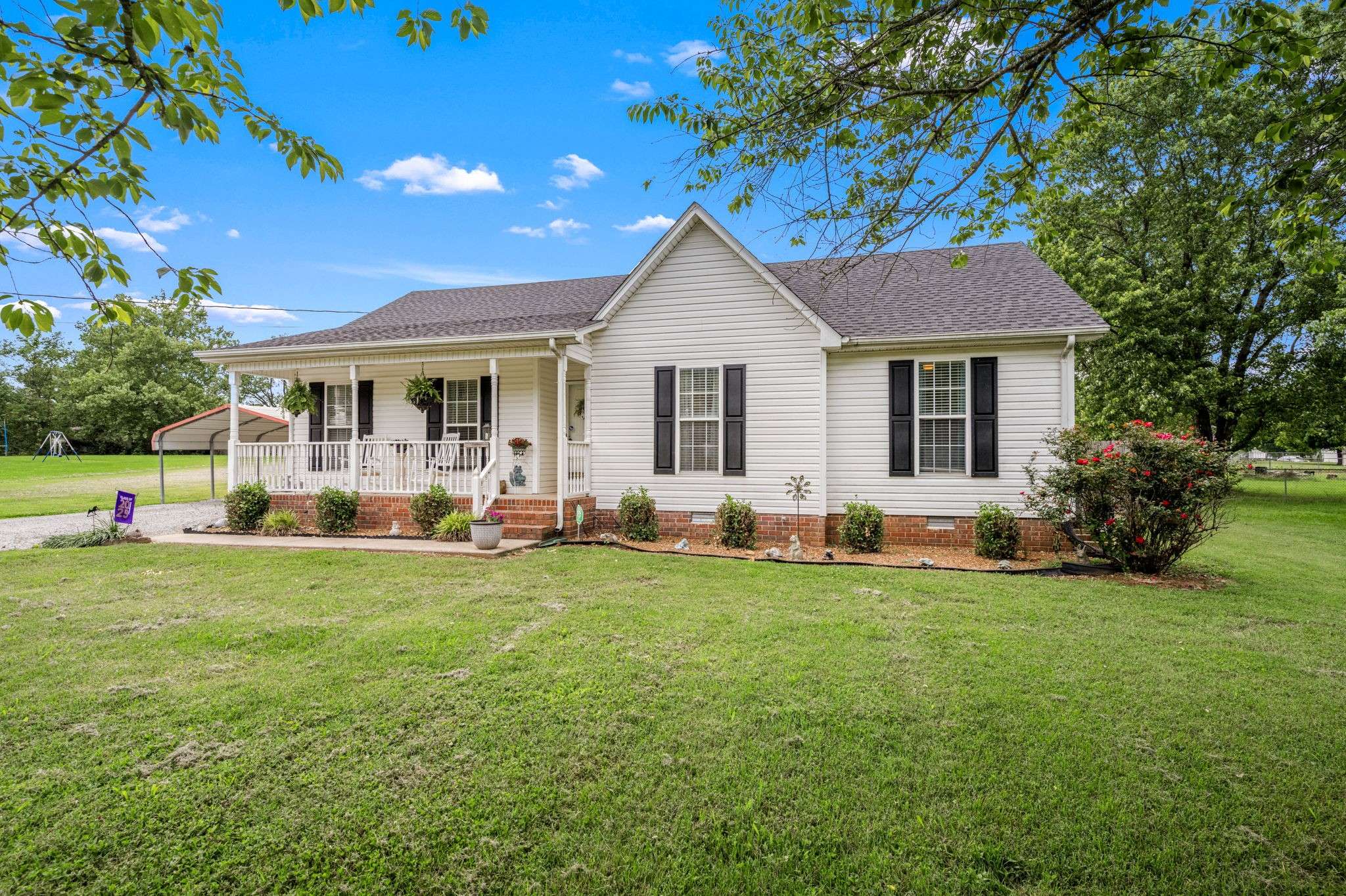 Unionville, TN 37180,104 Pierce Pl