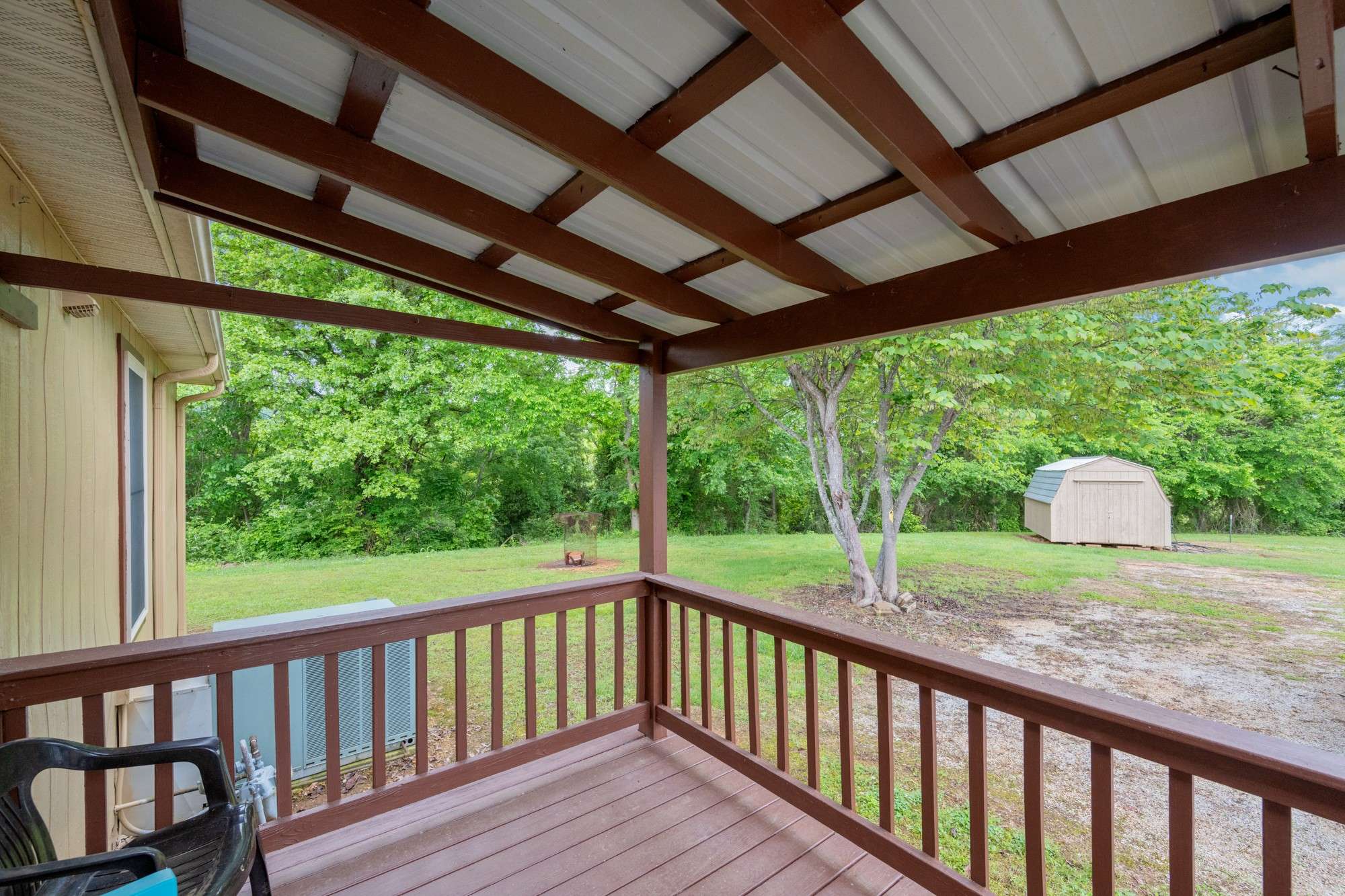 Linden, TN 37096,2899 Lower Lick Creek Rd