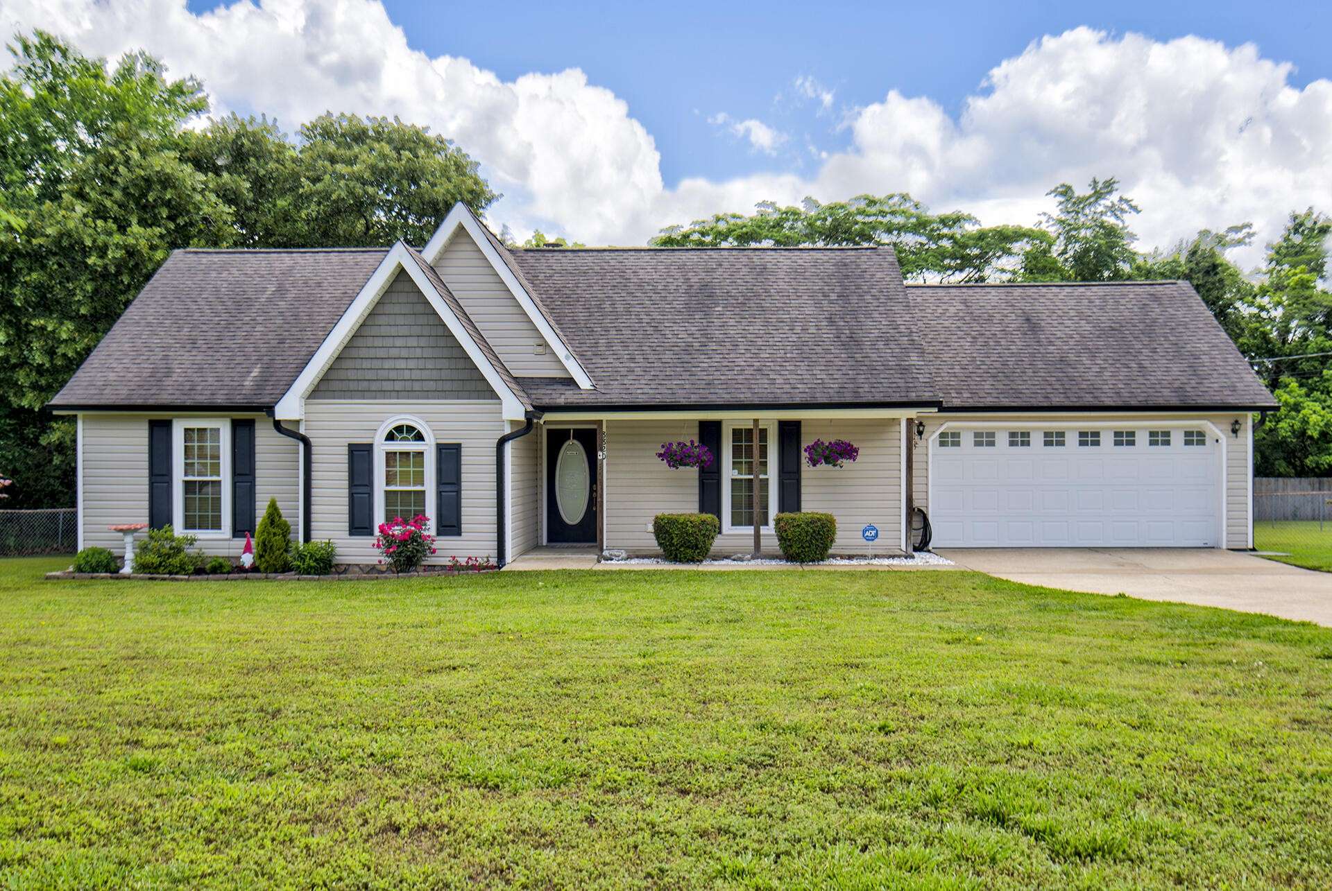 Harrison, TN 37341,8820 Forest Pond Drive