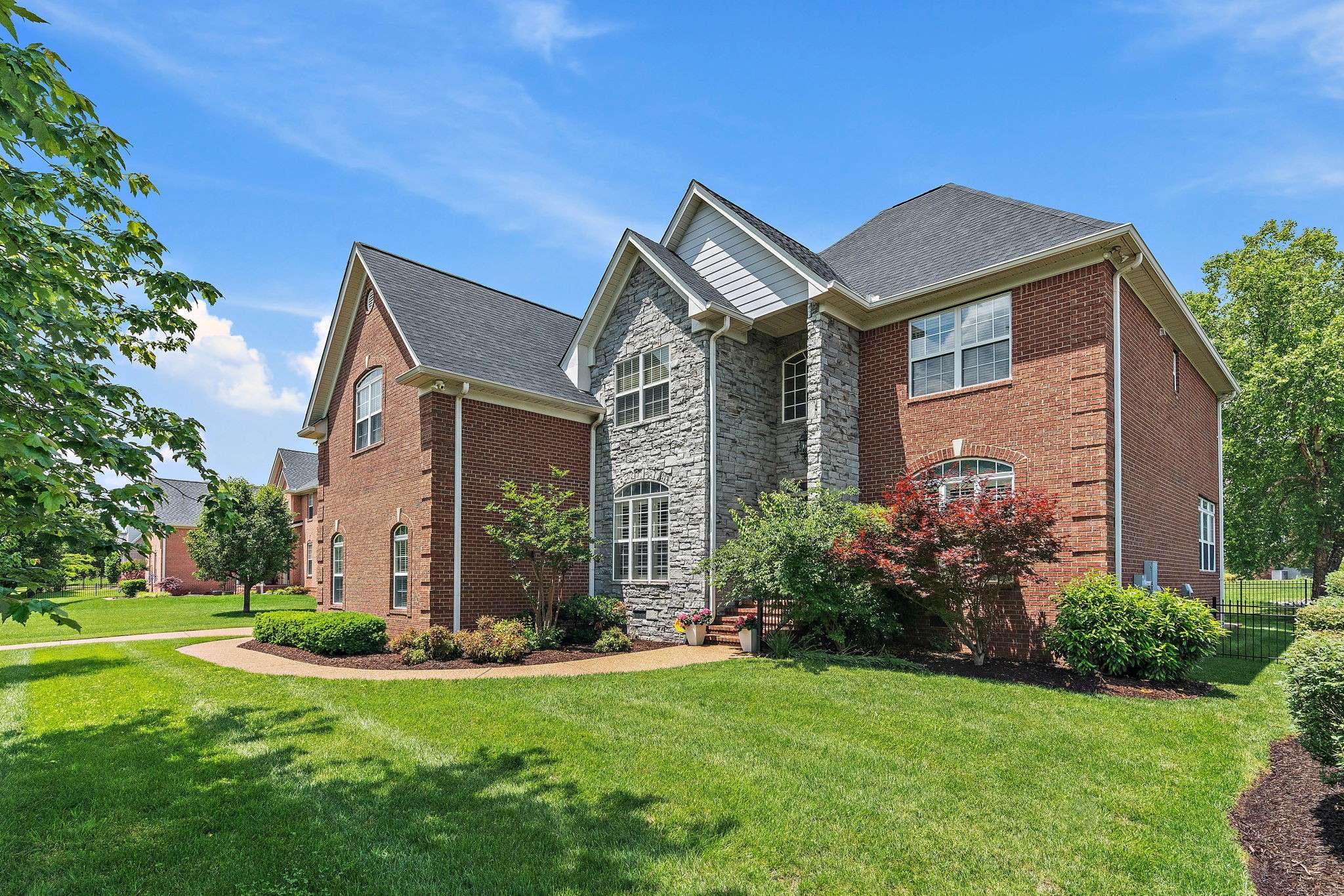 Brentwood, TN 37027,333 Shadow Creek Dr
