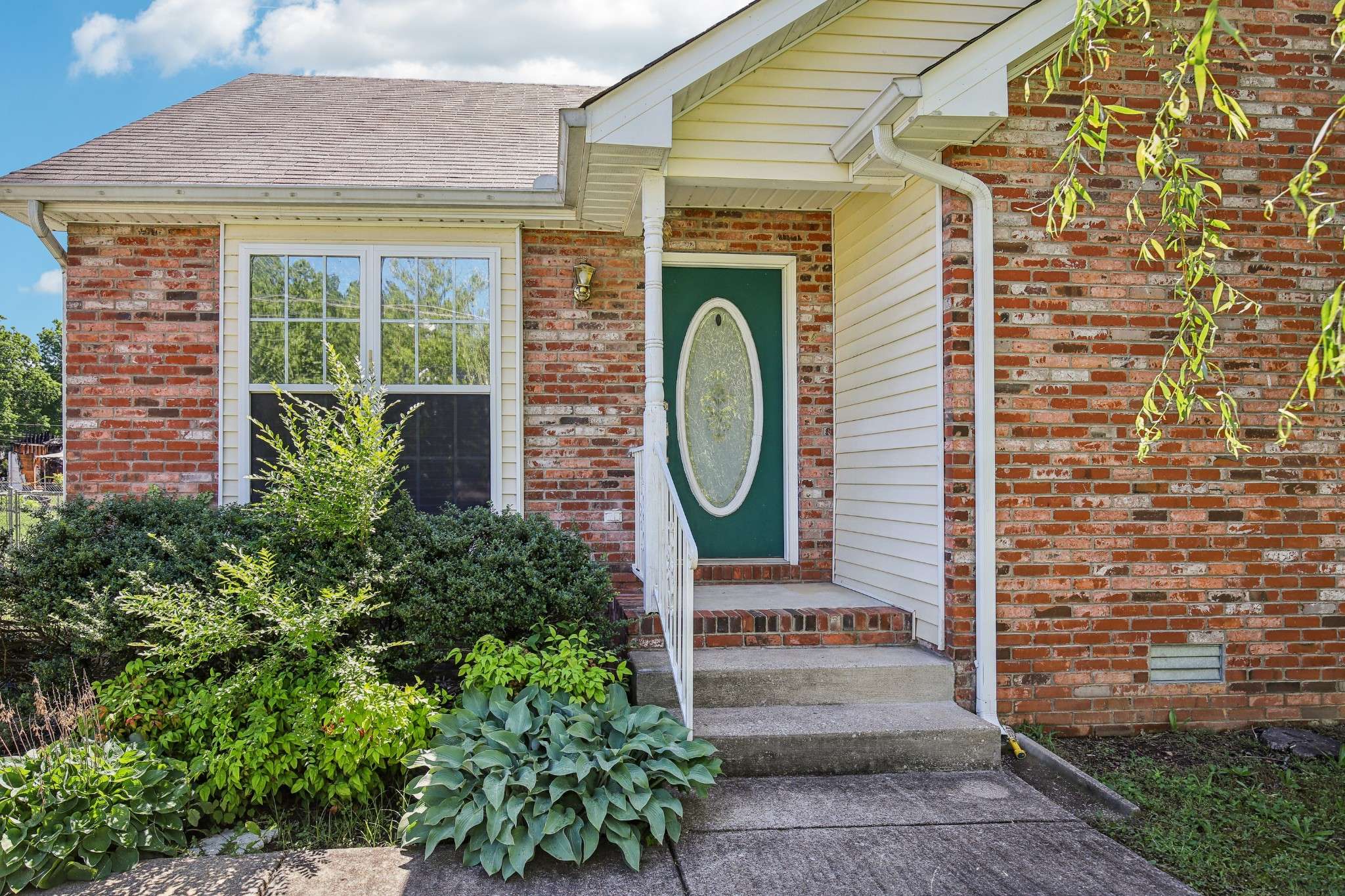 Dickson, TN 37055,311 Oakland Dr