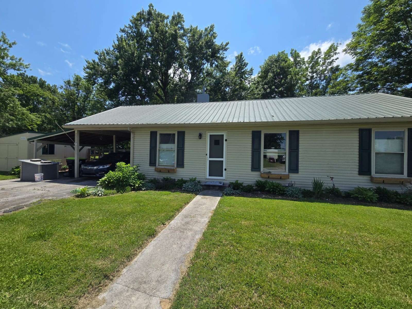 La Fayette, KY 42254,163 Bryan Ave