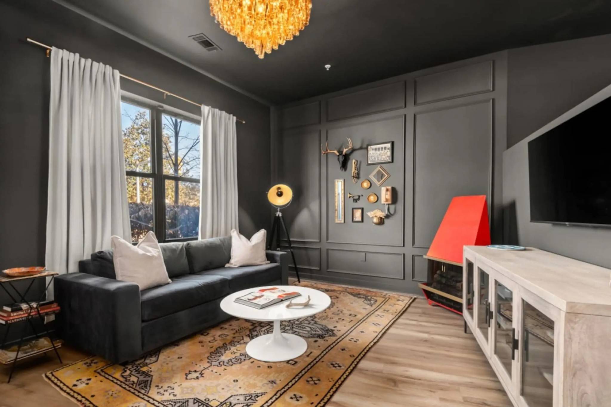 Nashville, TN 37212,1700 Belcourt Ave #103