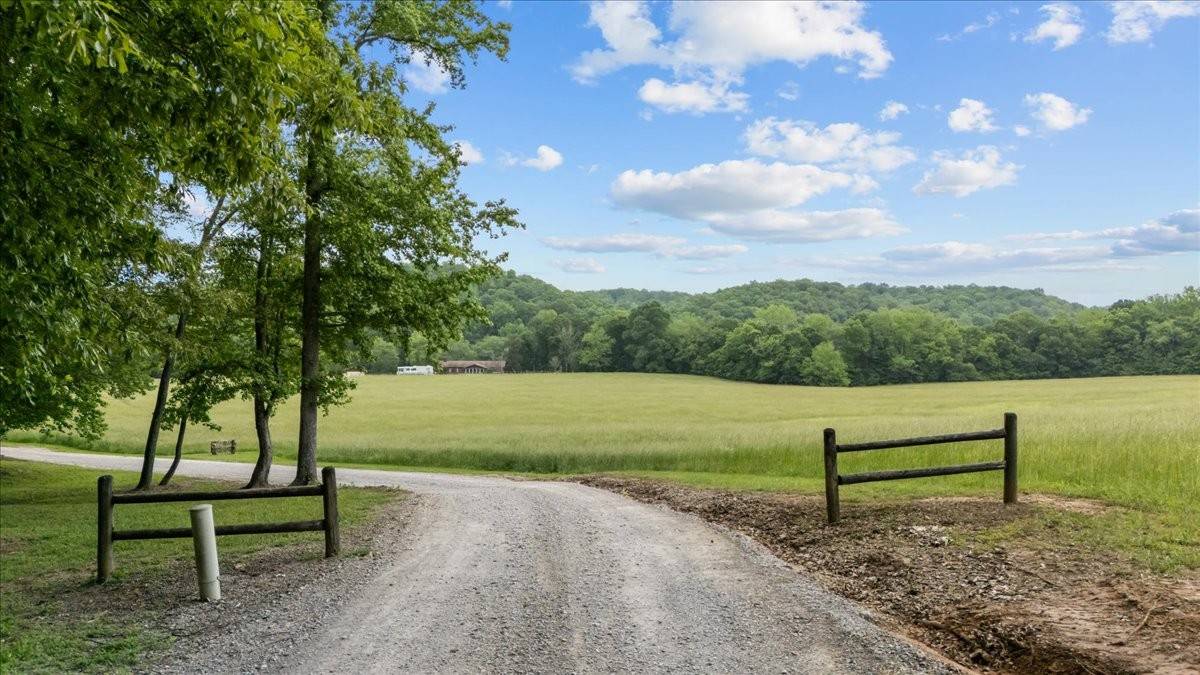 Waverly, TN 37185,428 Gwin Cemetery Rd
