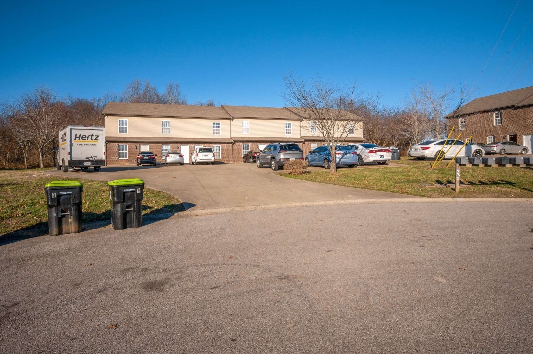 Clarksville, TN 37042,525 Patriot Park #E