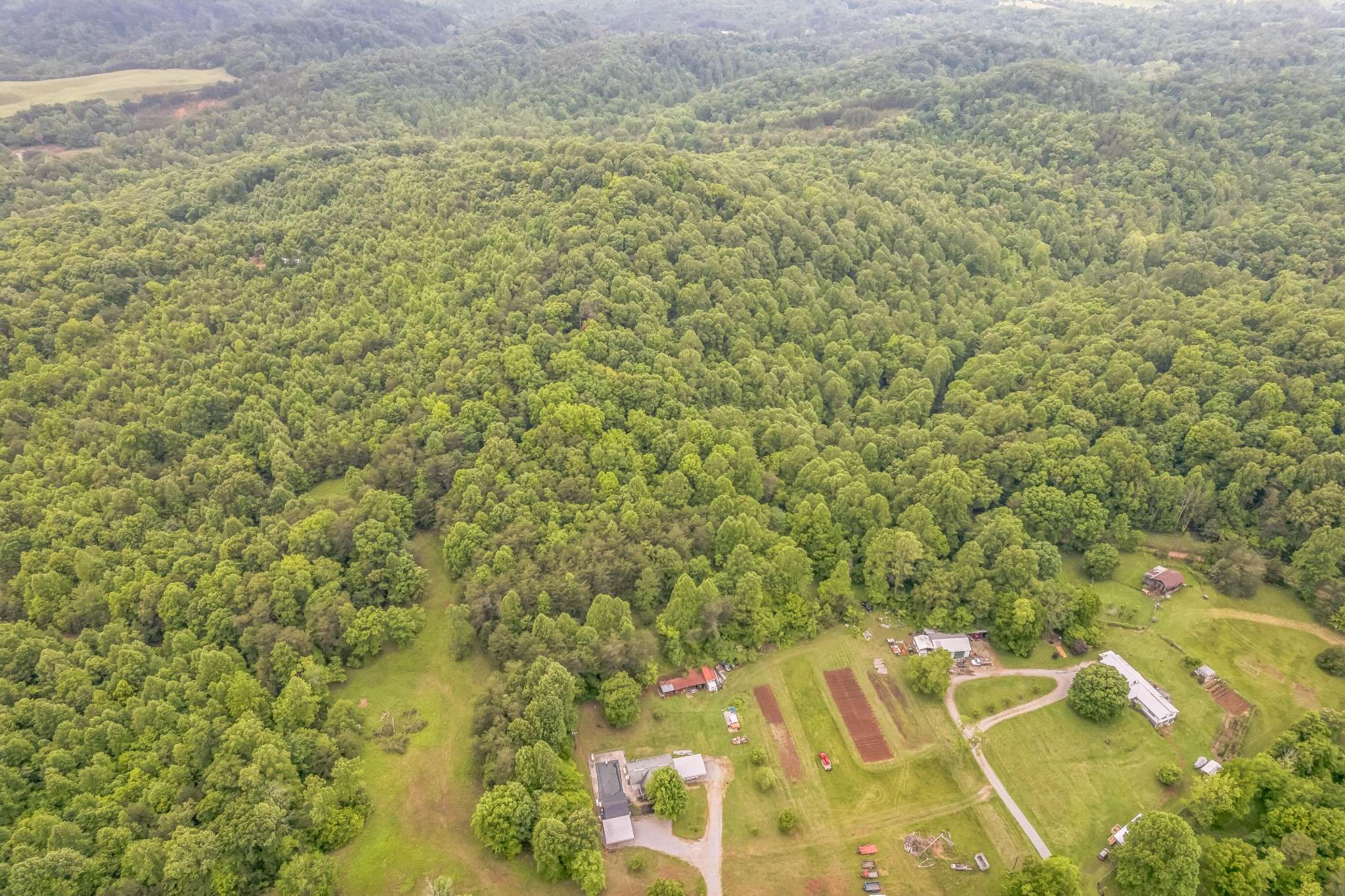 Madisonville, TN 37354,649 Little Notchey Creek RD