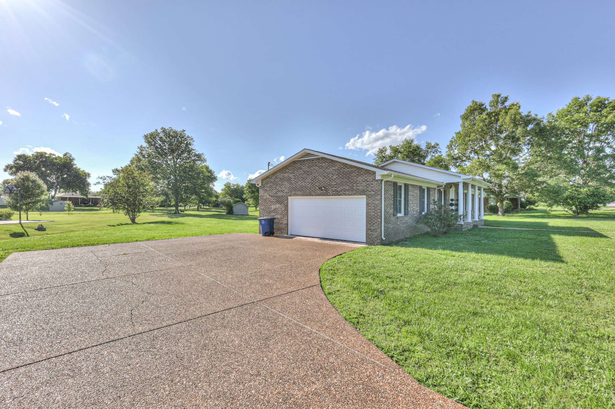Shelbyville, TN 37160,703 Dow Dr