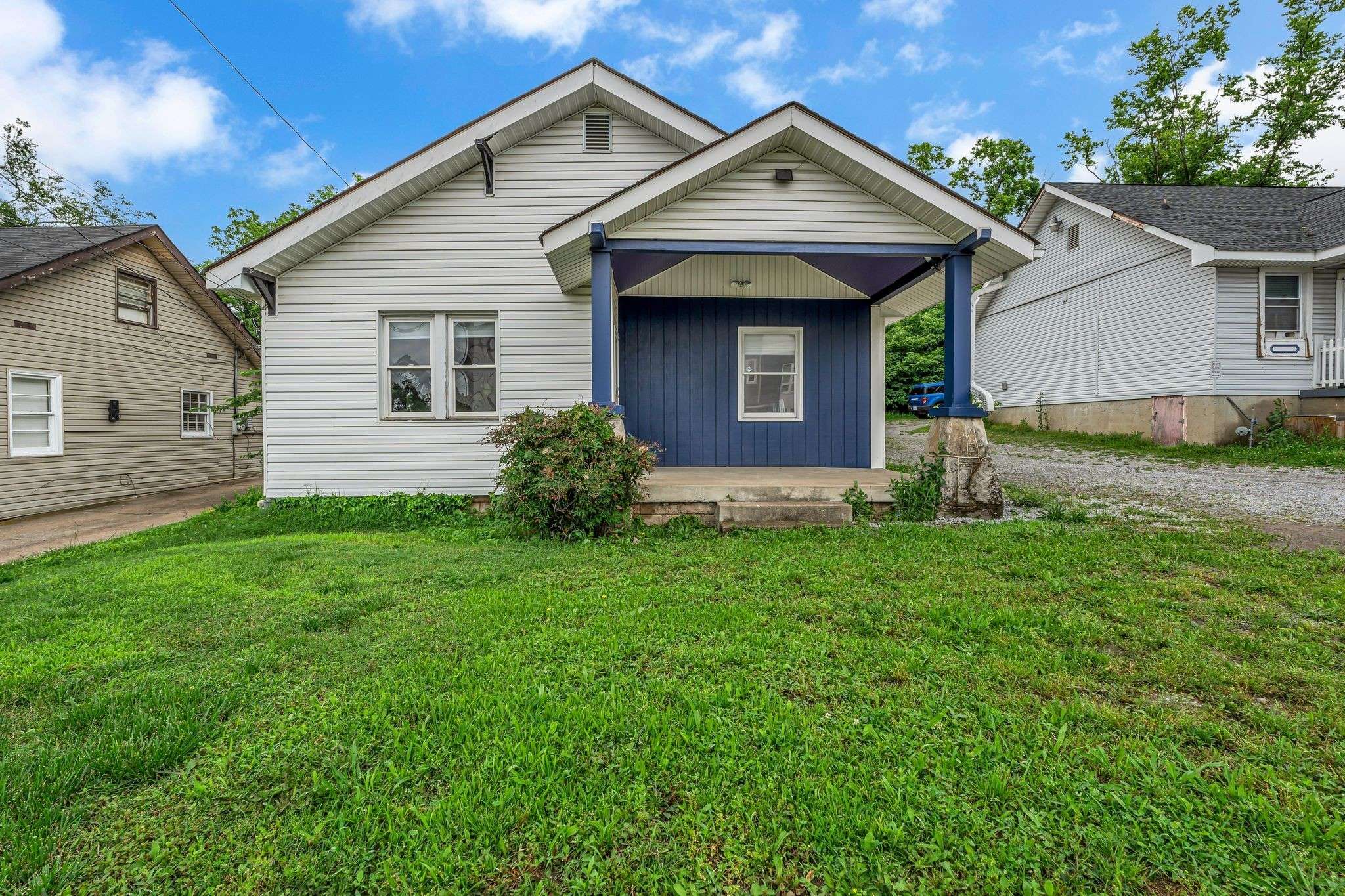 Nashville, TN 37216,1049 E Trinity Ln