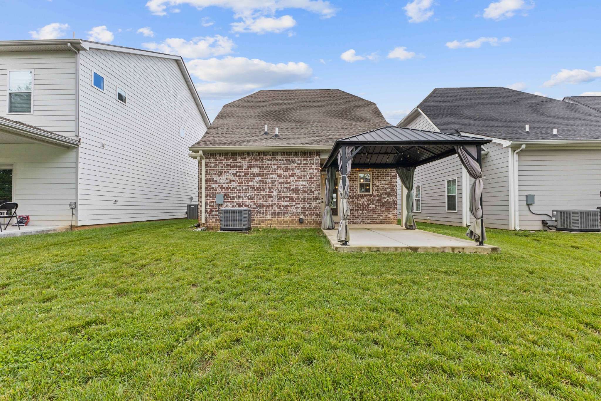 White House, TN 37188,217 Emmett Dr