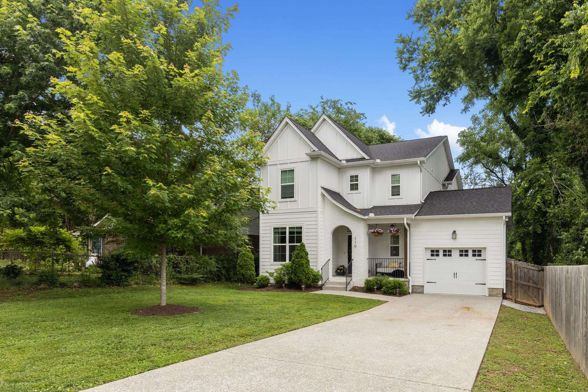 Nashville, TN 37210,110 Rose St