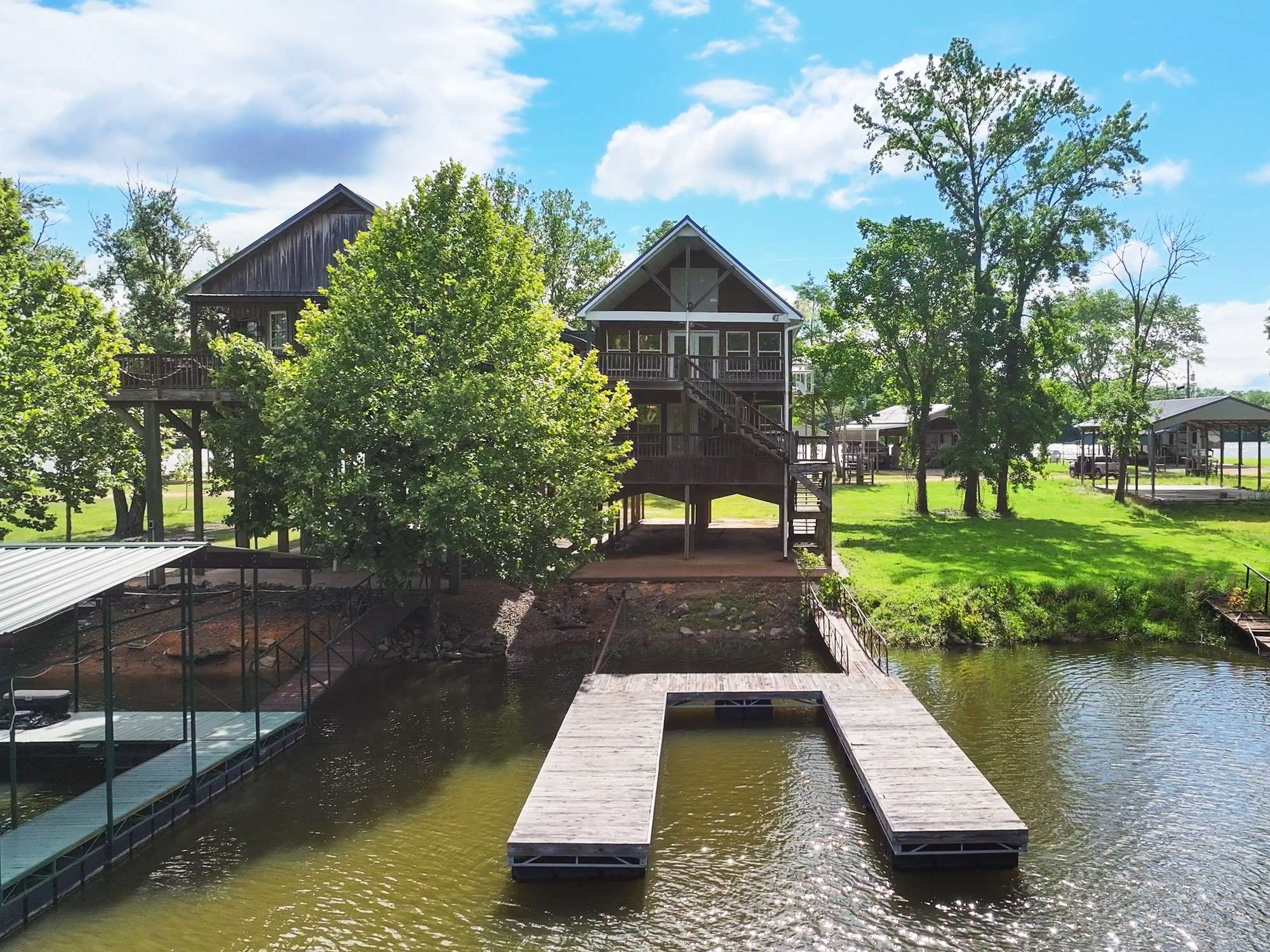 Decaturville, TN 38329,657 Gumdale Cv
