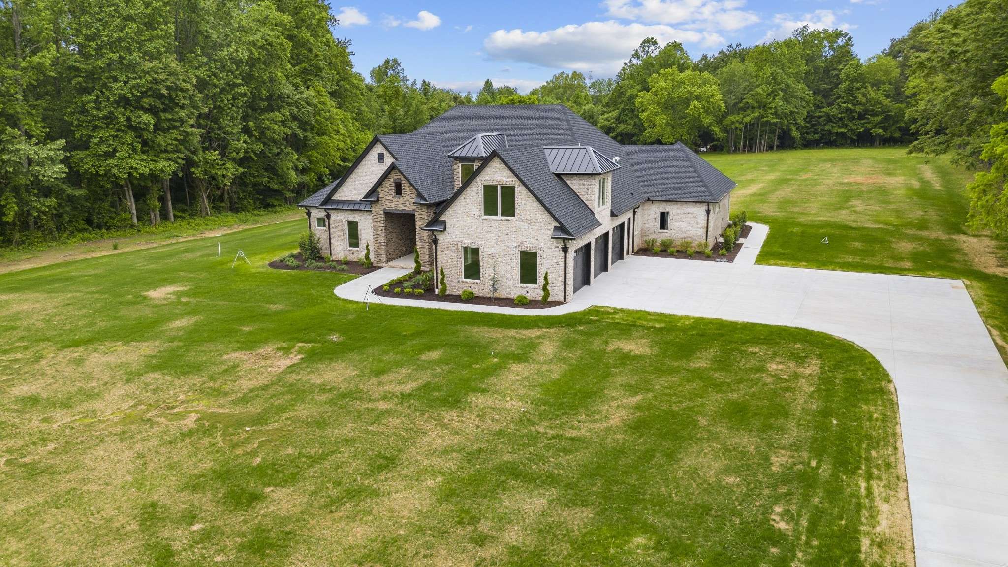 Lebanon, TN 37087,724 Bradshaw Rd