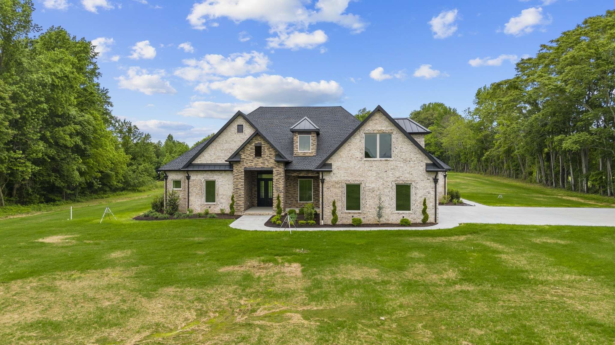 Lebanon, TN 37087,724 Bradshaw Rd