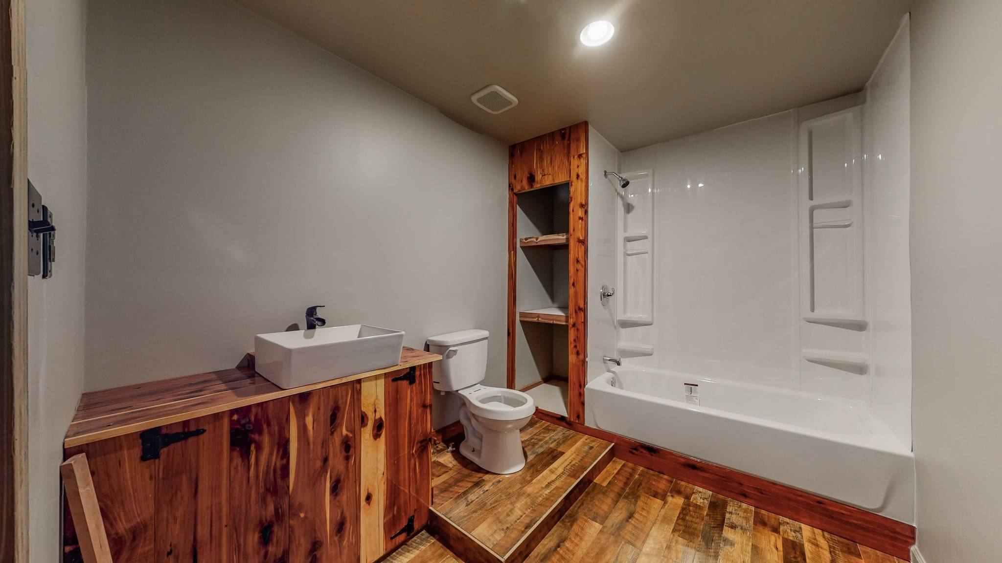 Nunnelly, TN 37137,9007 Redbud Ln