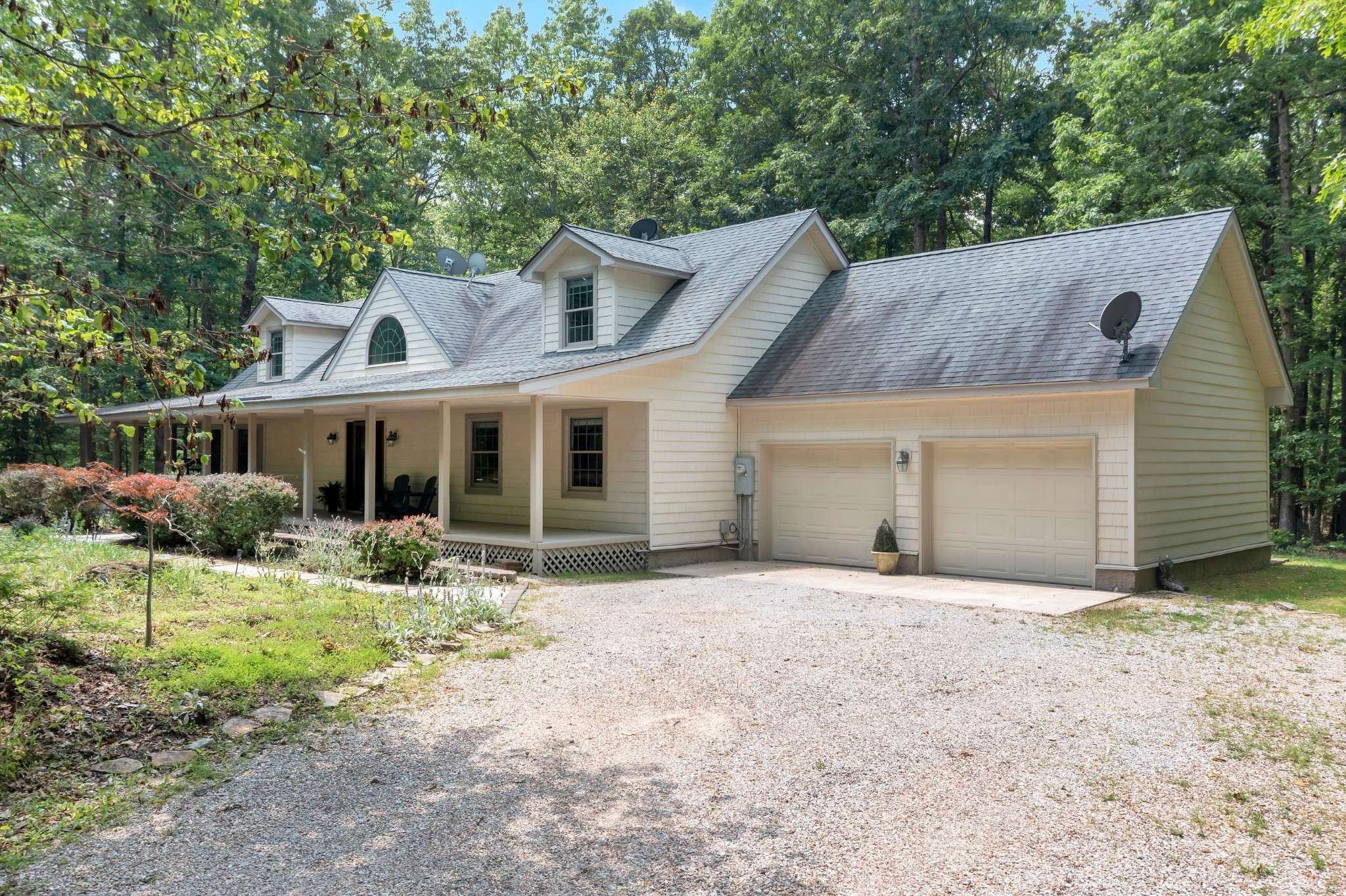 Sewanee, TN 37375,891 Deepwoods Rd