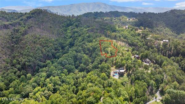 Sevierville, TN 37862,0 Crown Circle