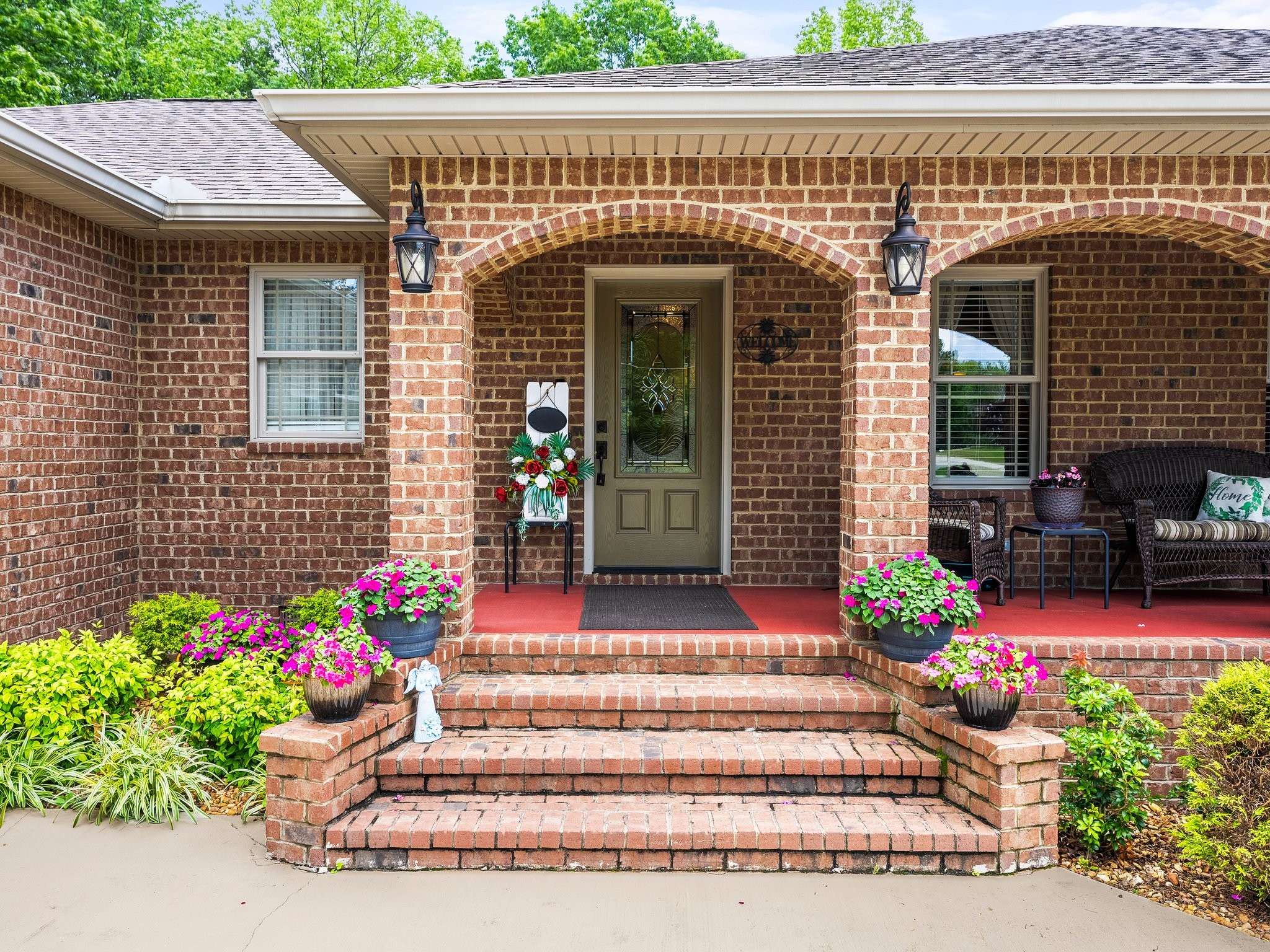 Sewanee, TN 37375,1574 Midway Rd