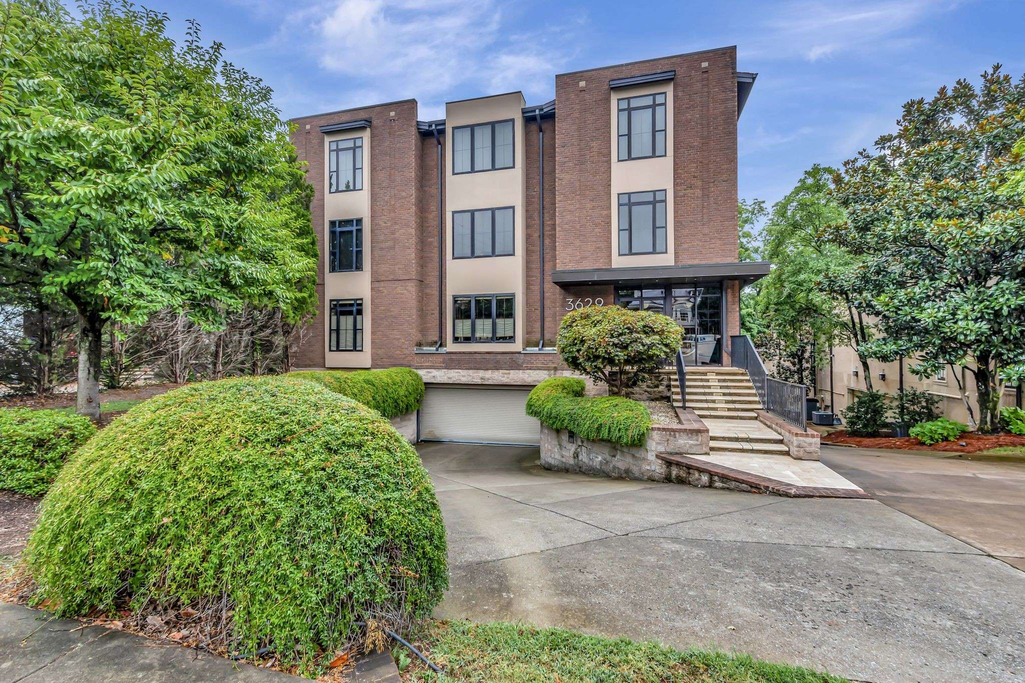 Nashville, TN 37205,3629 West End Ave #202