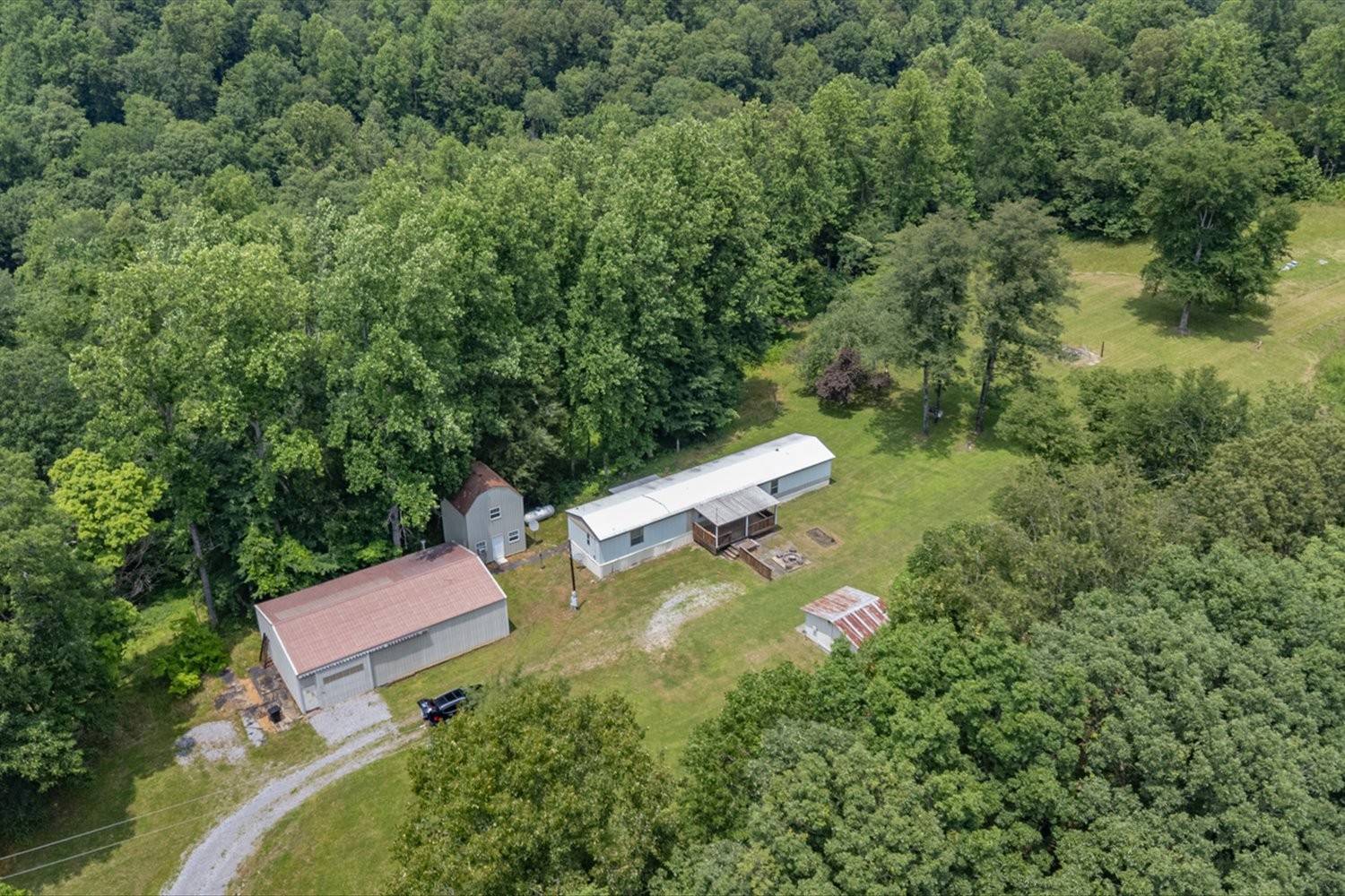 Vanleer, TN 37181,2332 Bear Creek Rd