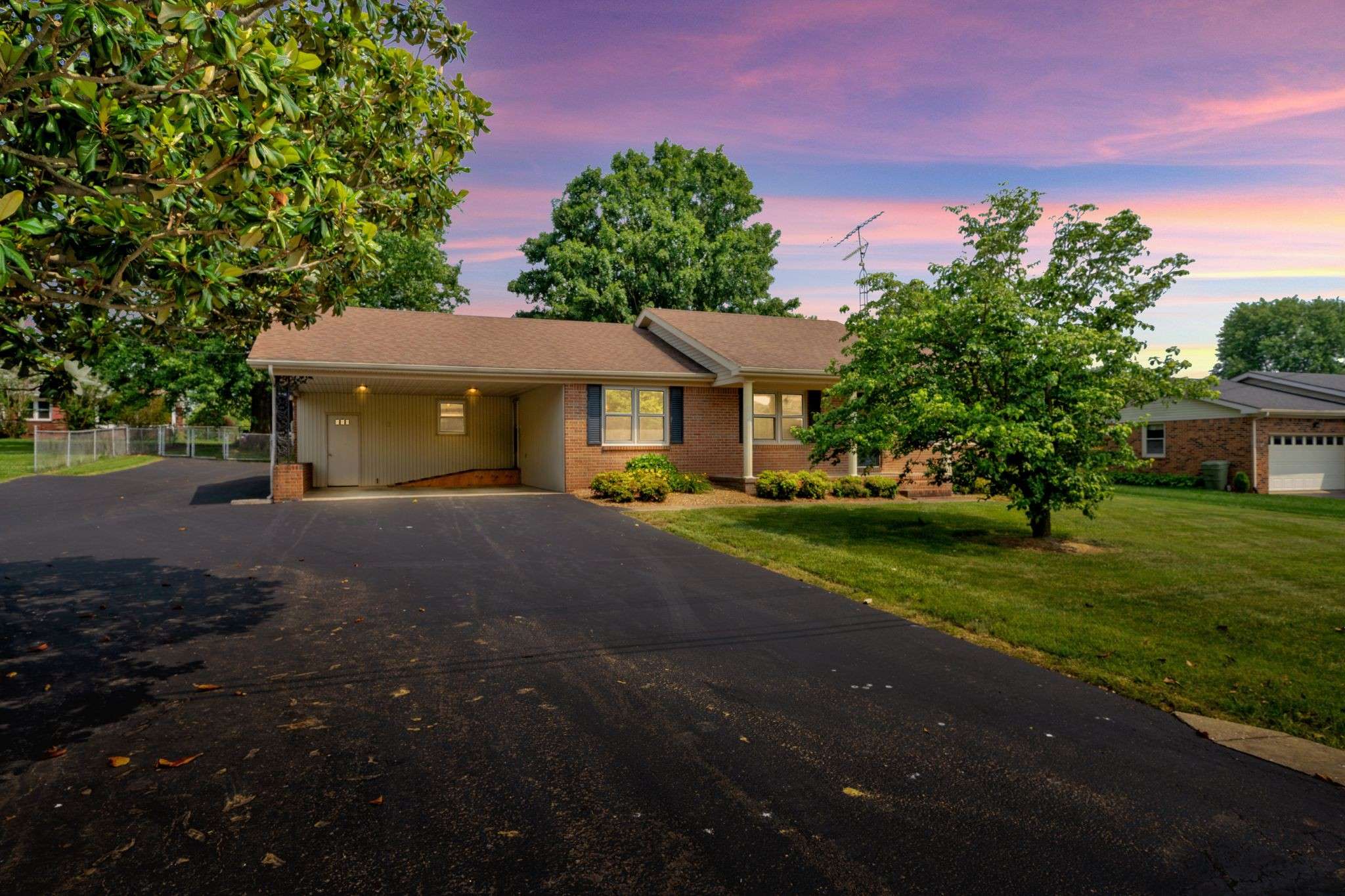 Hopkinsville, KY 42240,916 Elizabeth Dr