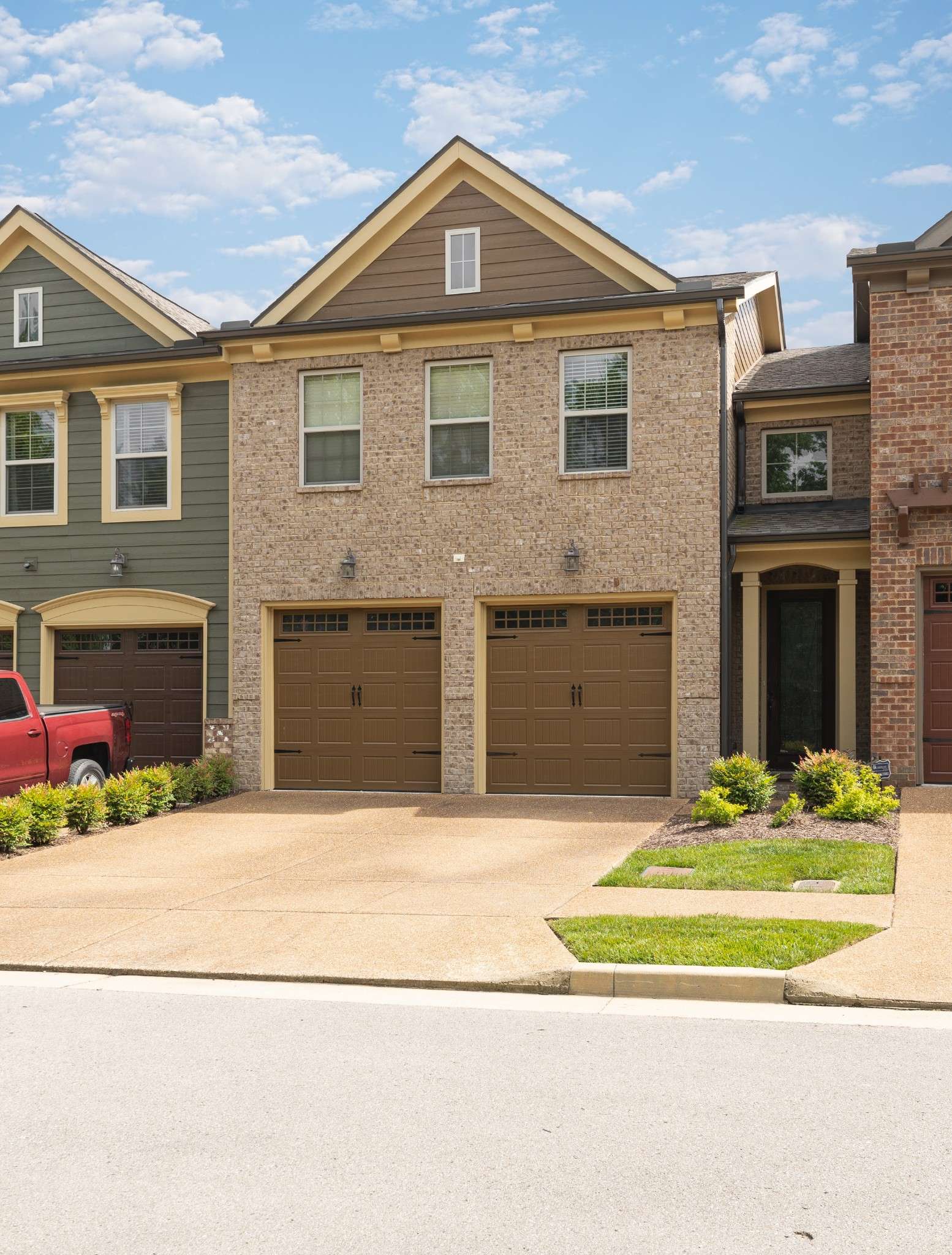 Nashville, TN 37221,913 Silkwood Cir