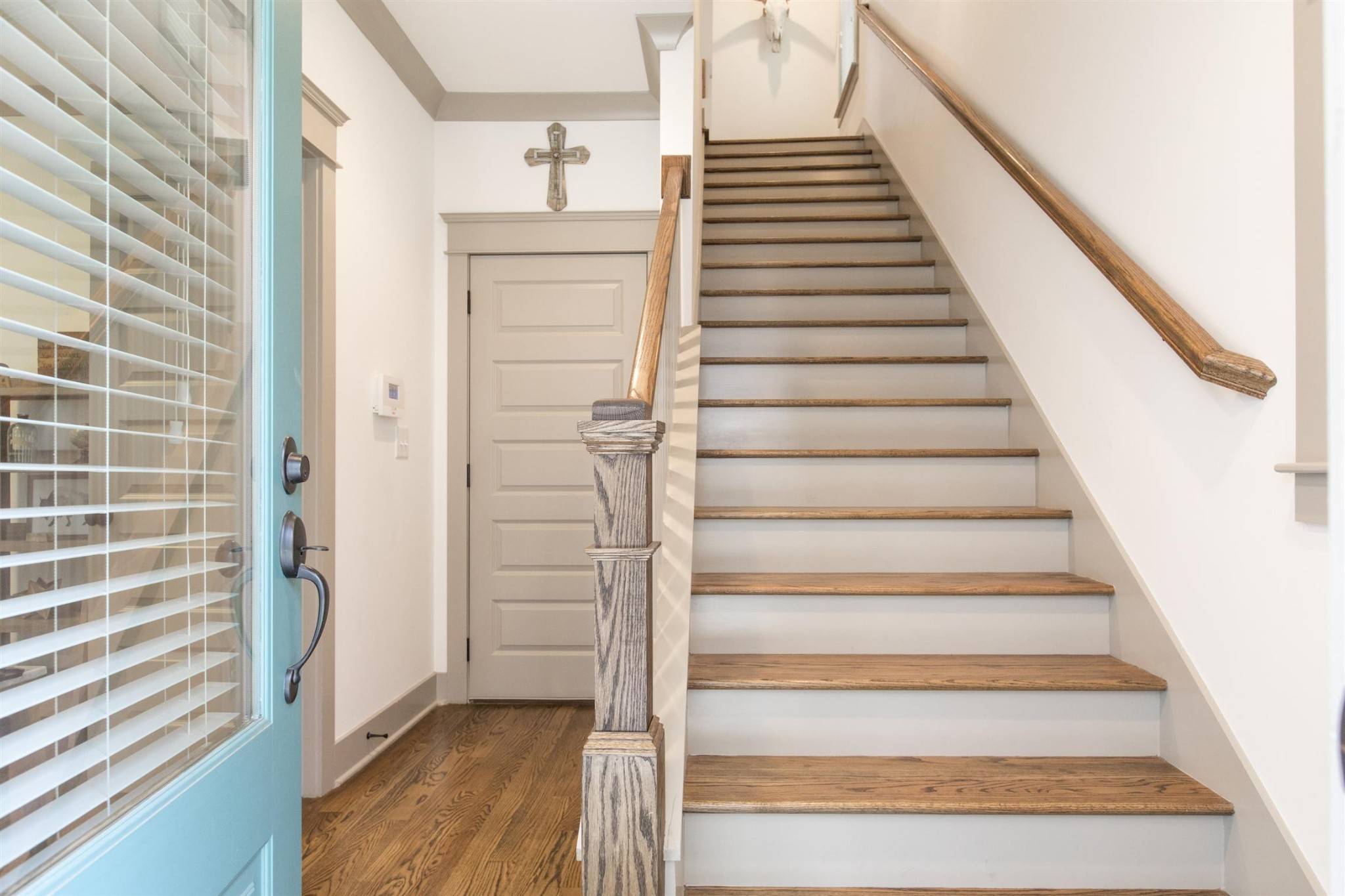 Nashville, TN 37203,204 Burns Ave #13