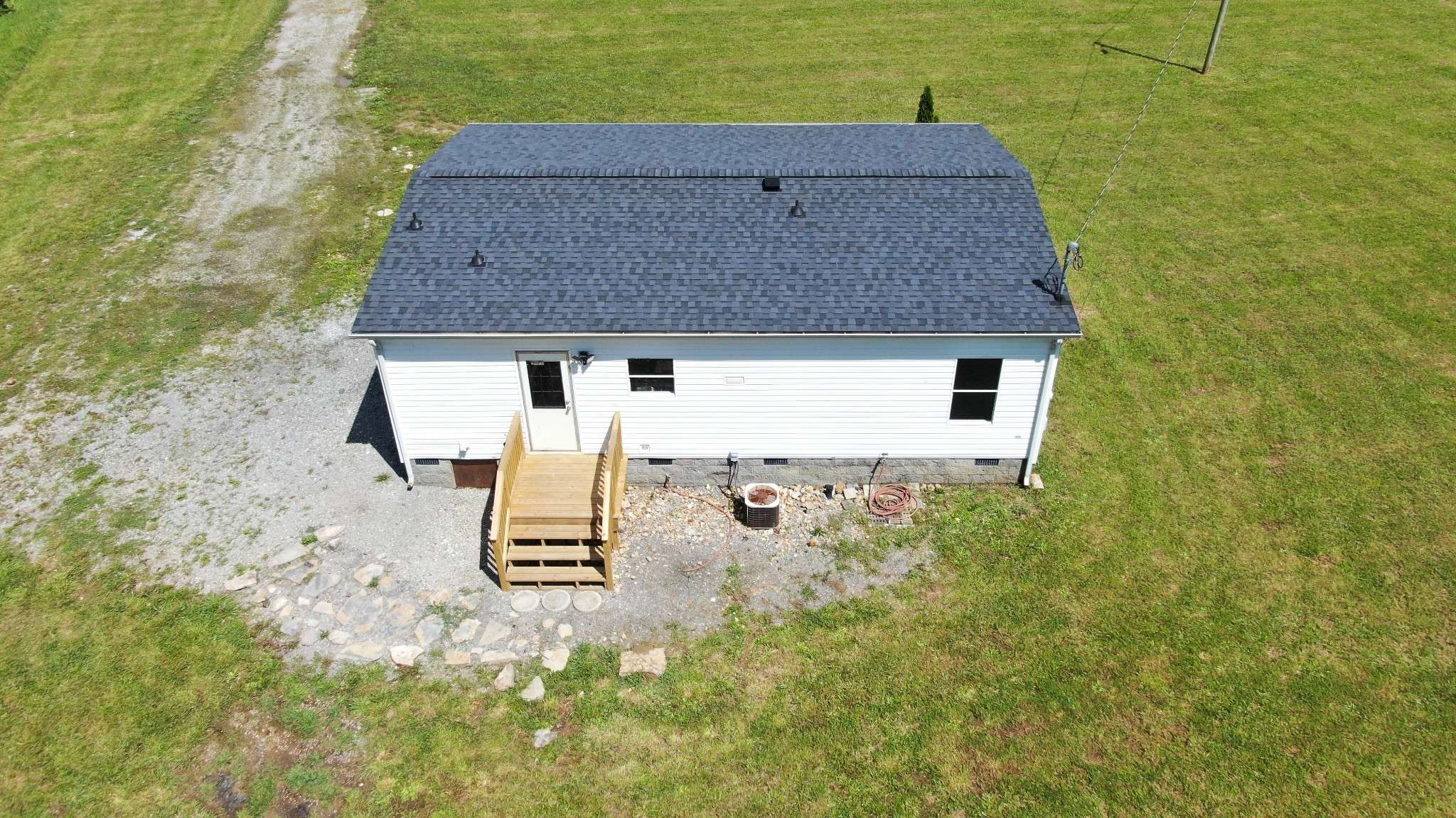 Hohenwald, TN 38462,196 Pioneer Rd