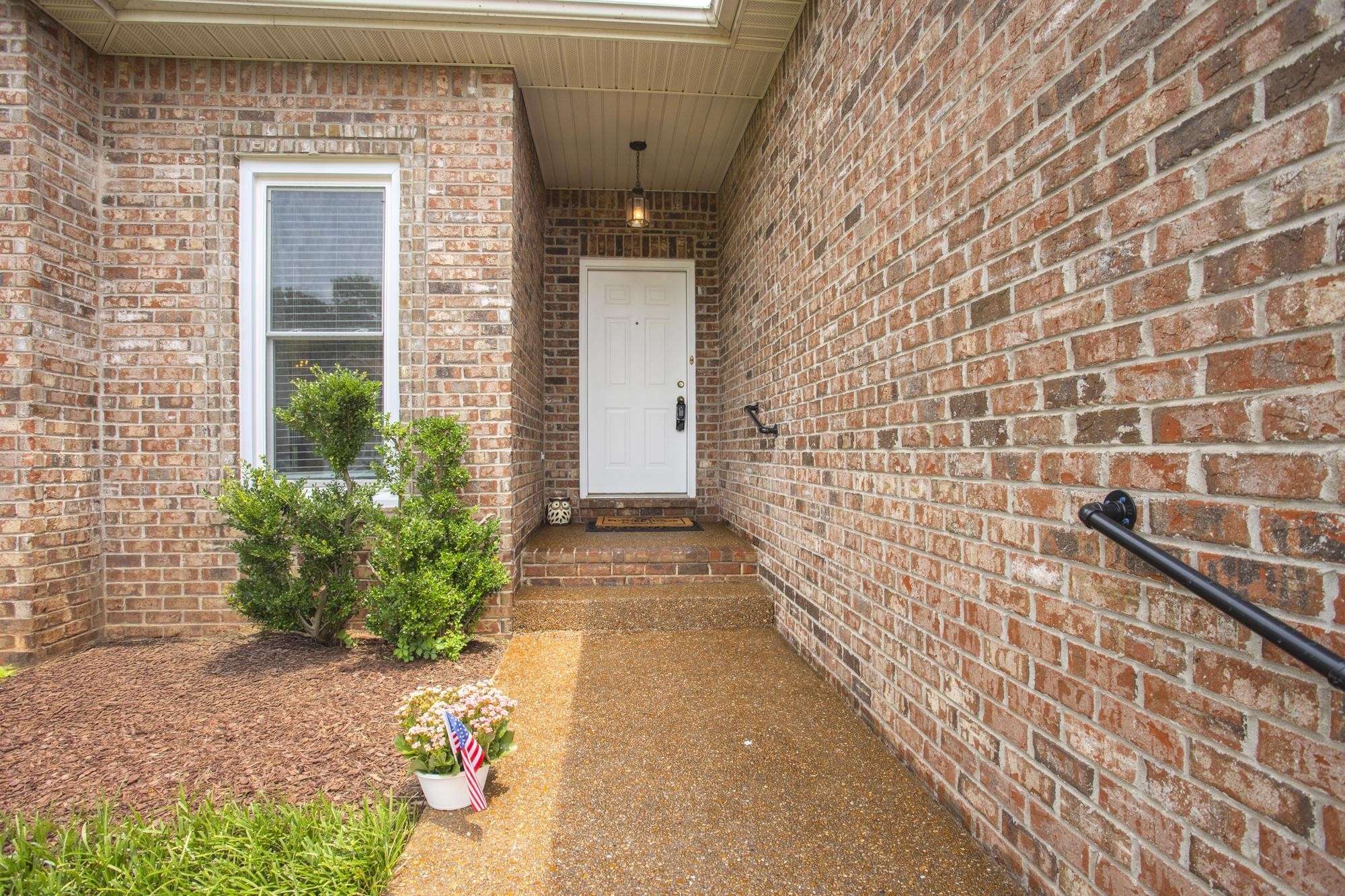 Nashville, TN 37221,7212 Magnolia Hills Dr