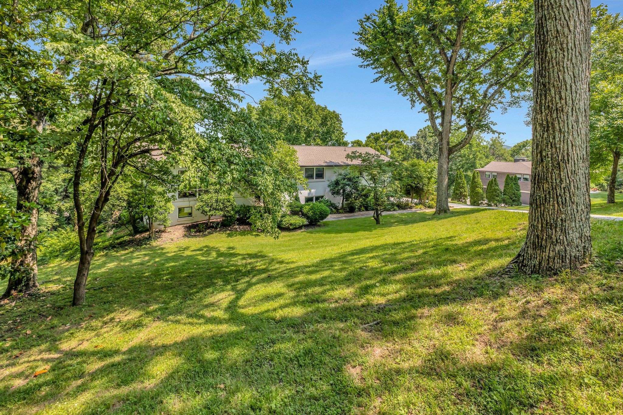 Brentwood, TN 37027,1204 Brentwood Ln