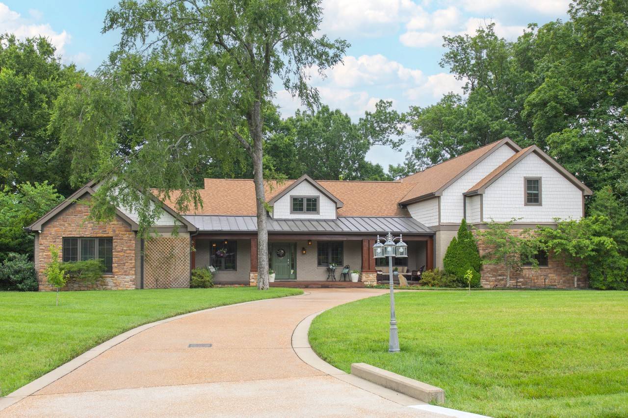 Nashville, TN 37205,510 W Meade Dr