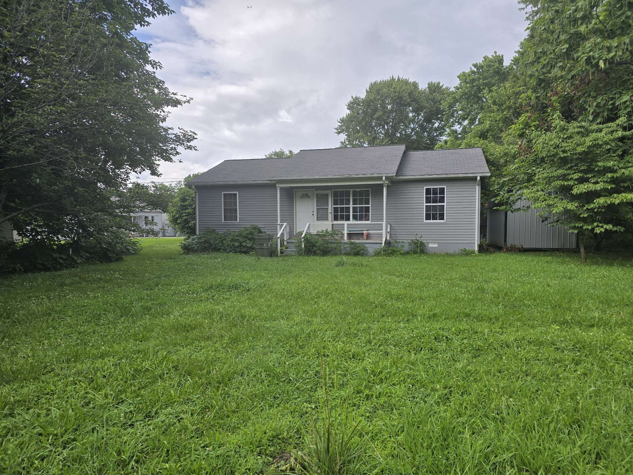 Lawrenceburg, TN 38464,506 3rd St