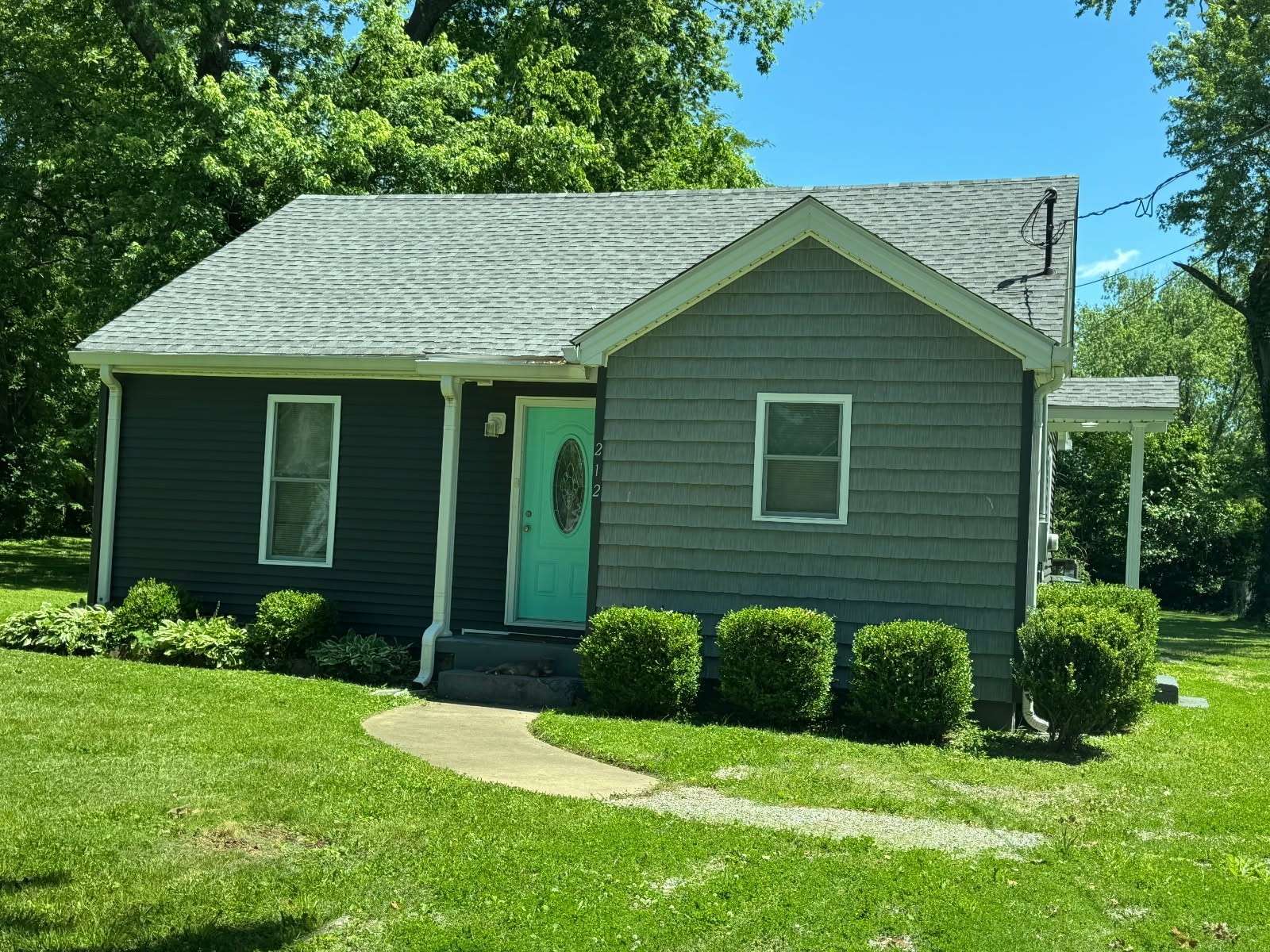 Hopkinsville, KY 42240,212 Wooldridge Rd #S