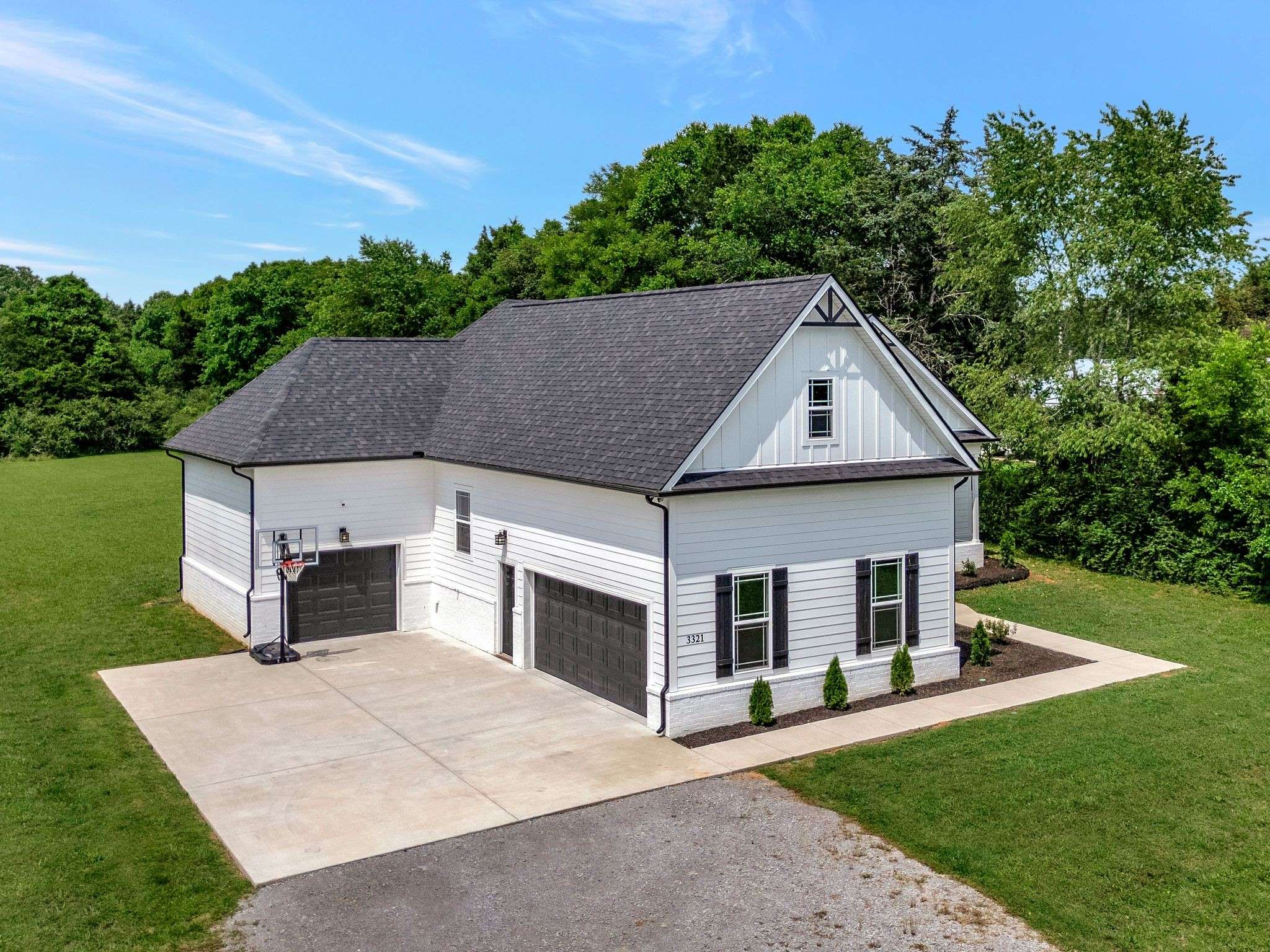 Murfreesboro, TN 37127,3321 E Main St