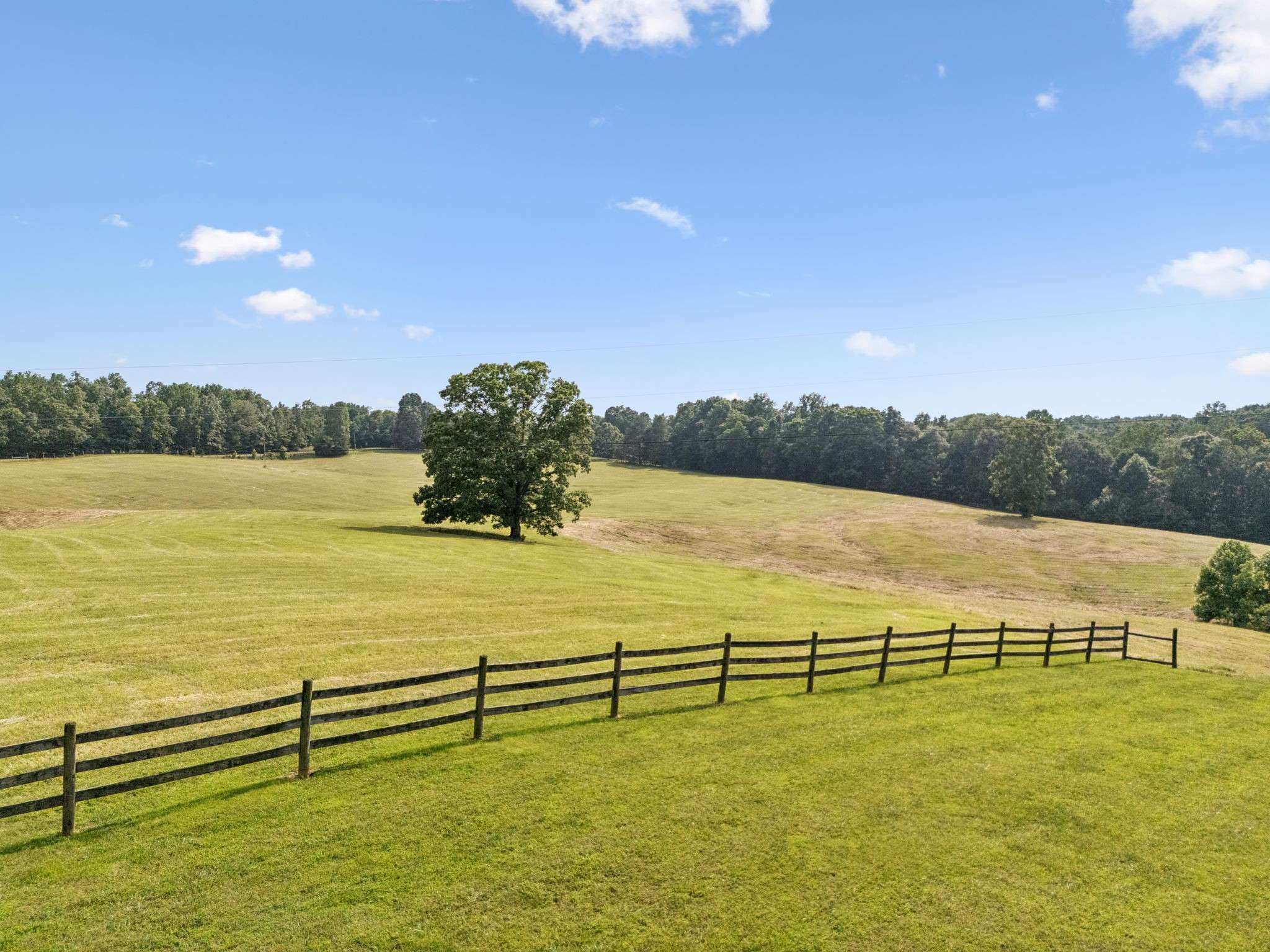 Cumberland City, TN 37050,4255 McFall Rd