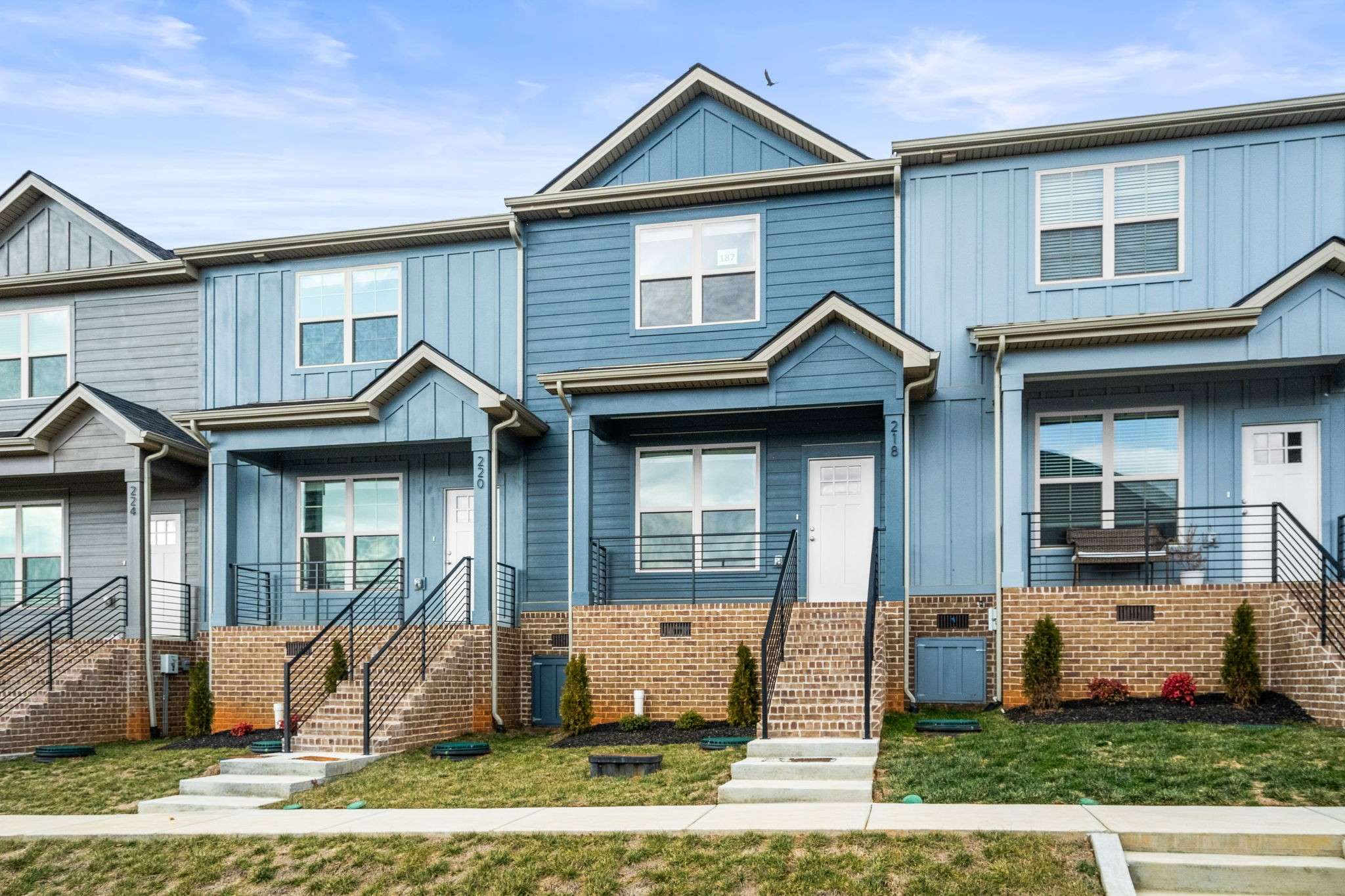 Pleasant View, TN 37146,214 Franklin St