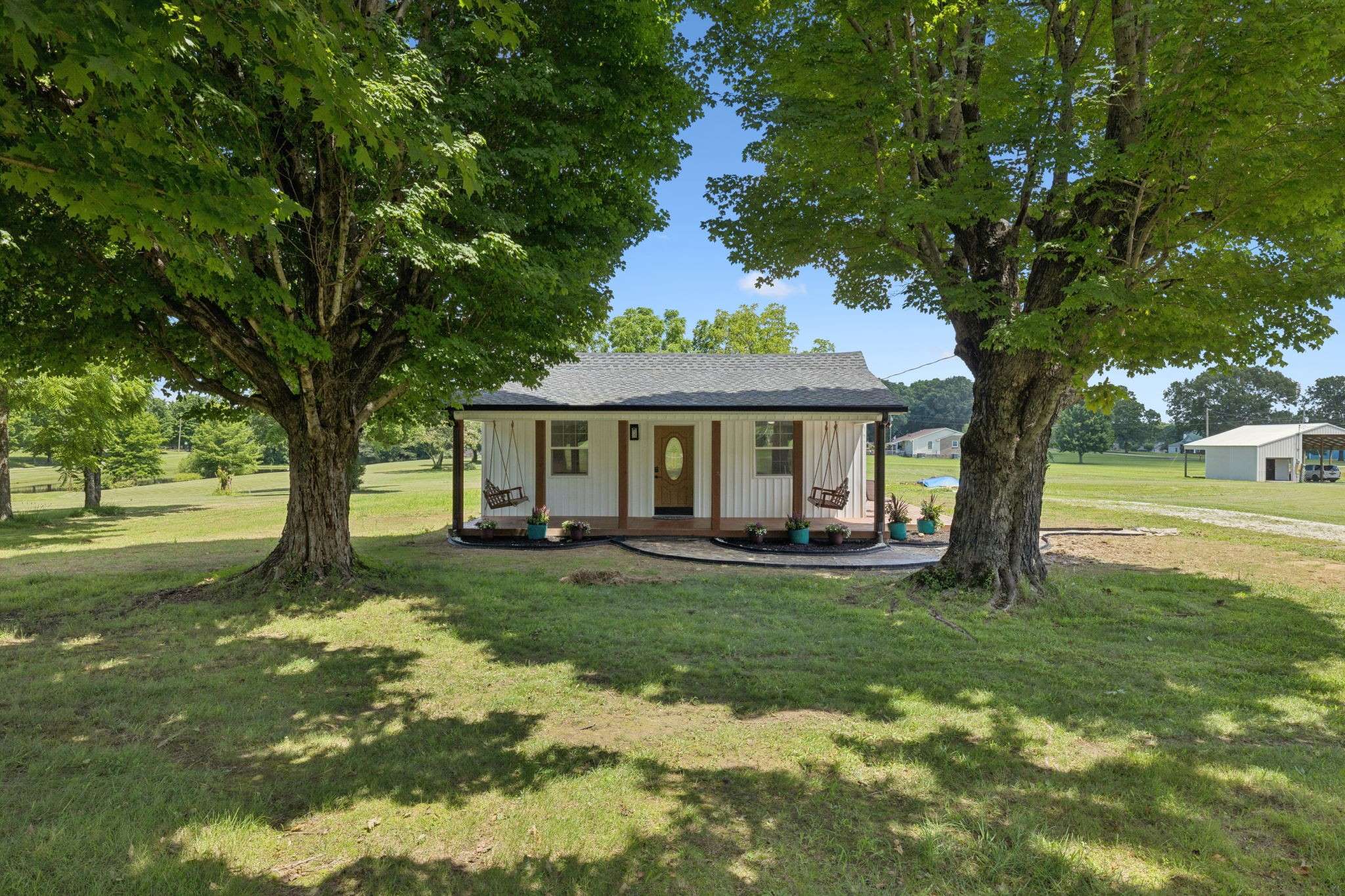 Bon Aqua, TN 37025,1237 Abiff Rd