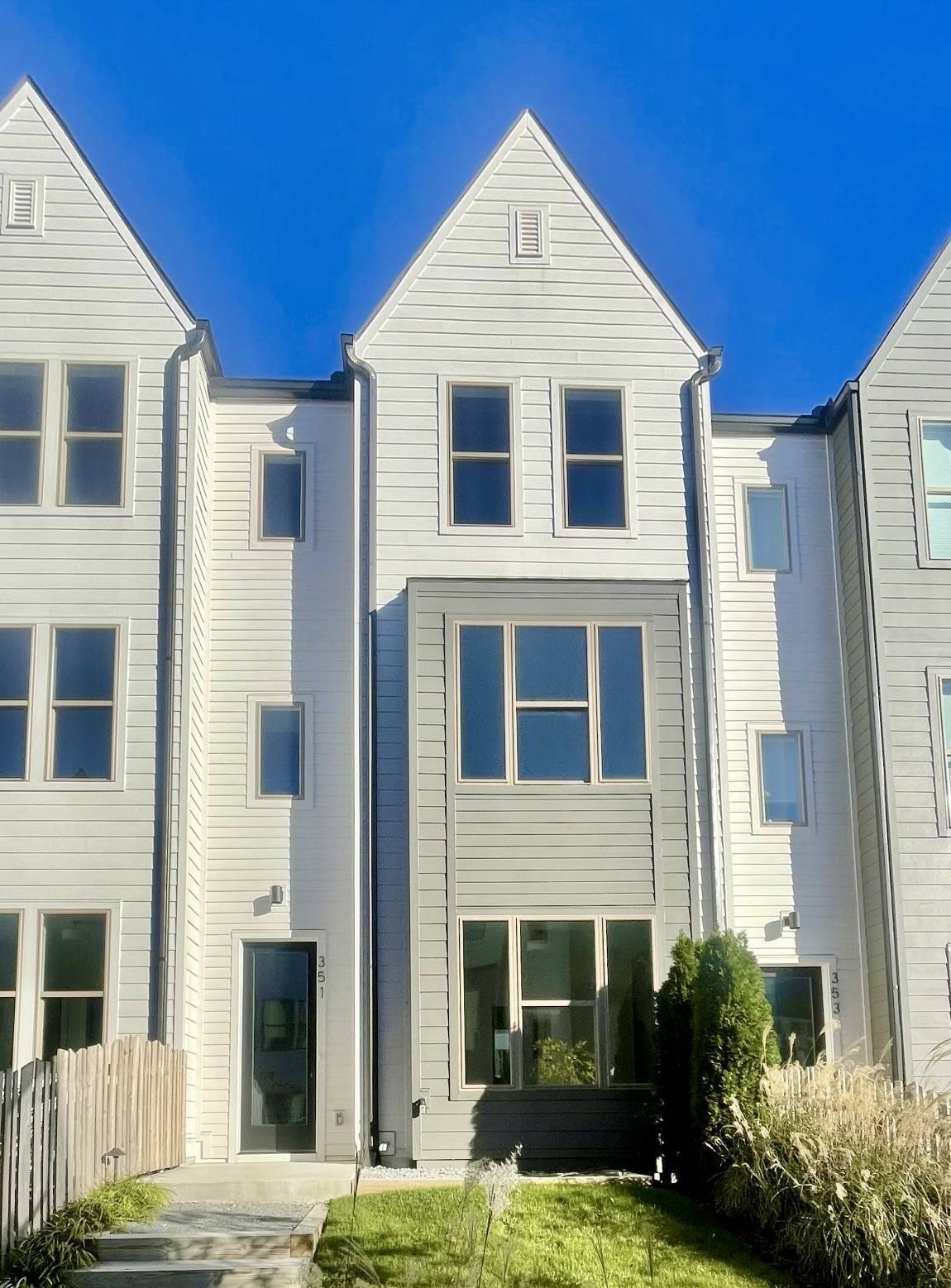 Nashville, TN 37216,351 E Village Ln