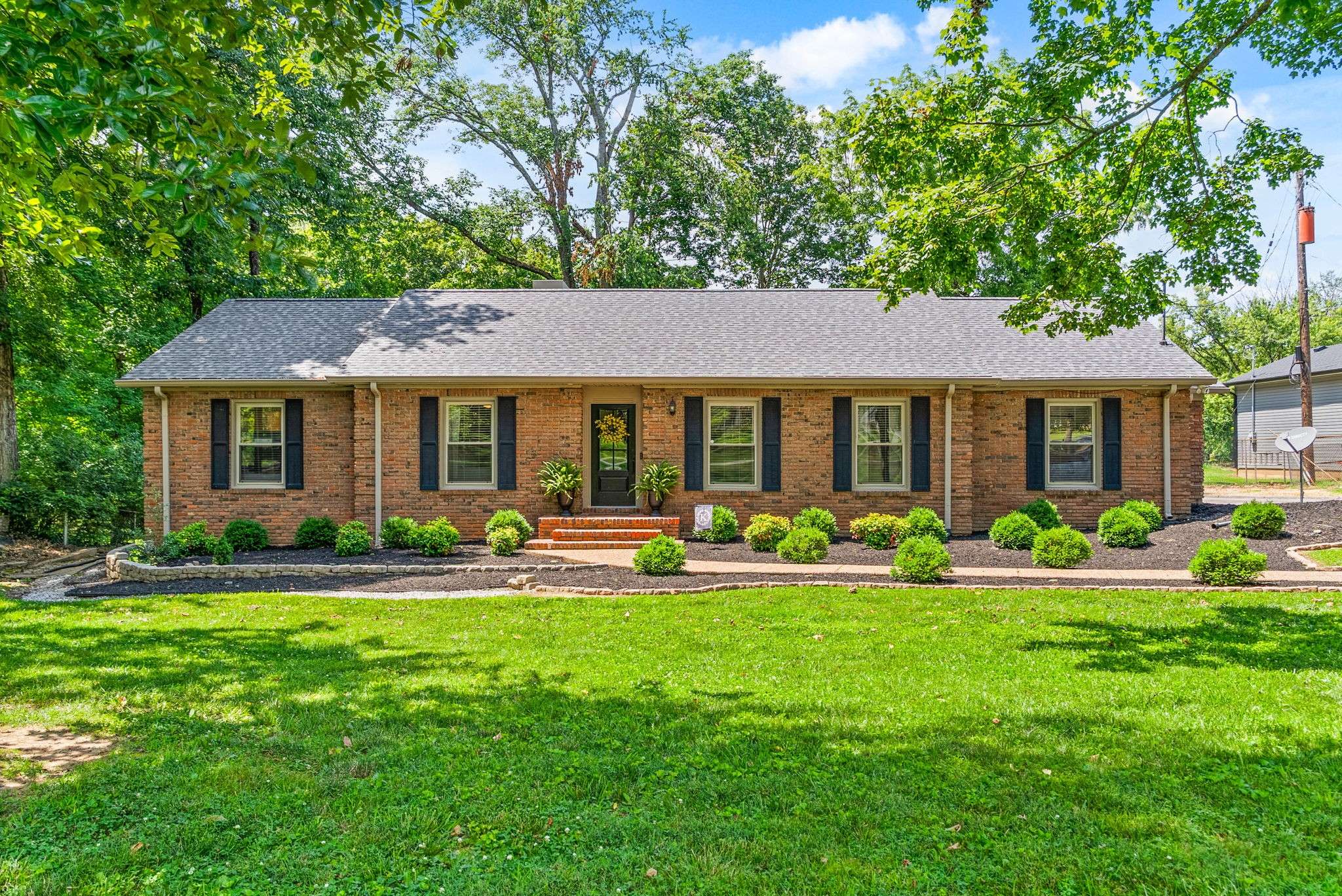 Hopkinsville, KY 42240,3041 Cox Mill Rd