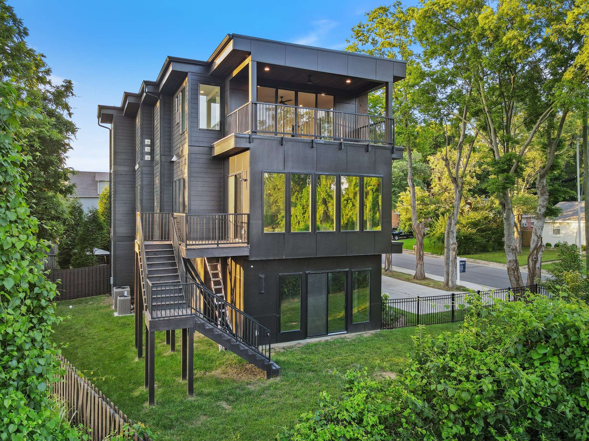 Nashville, TN 37209,189 53rd Ave #N