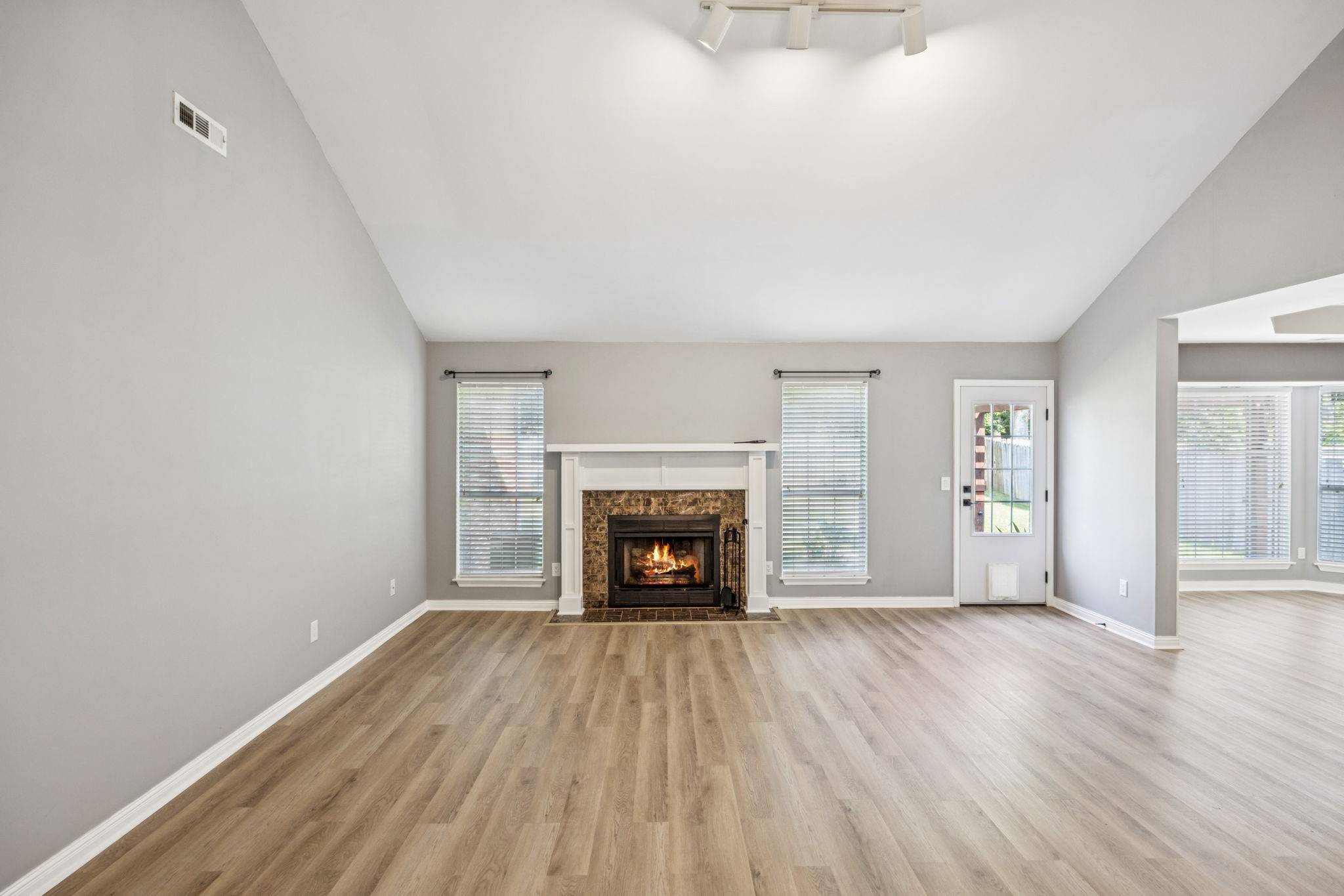Antioch, TN 37013,6053 Firelight Trl
