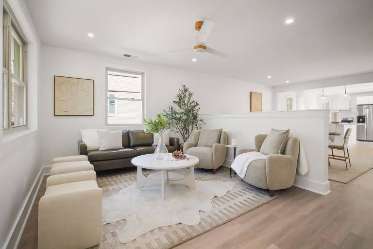 Nashville, TN 37218,3238 Leawood Dr