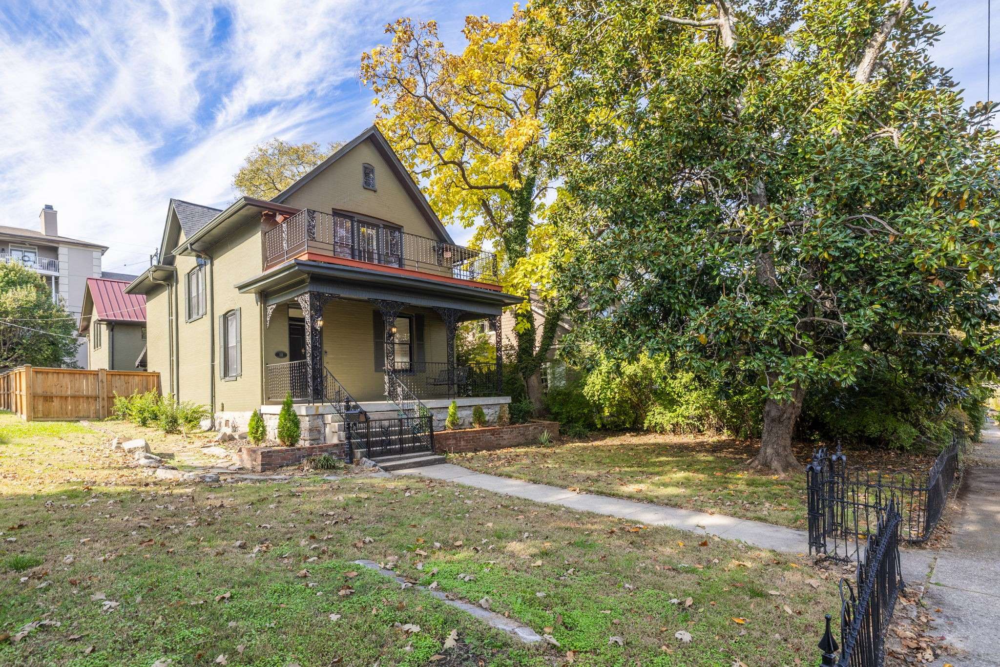 Nashville, TN 37212,111 32nd Ave #S