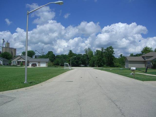 Earlville, IL 60518,503 LORAINE ST