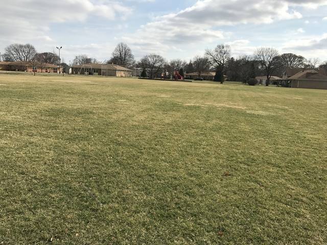 La Grange, IL 60525,Address not disclosed
