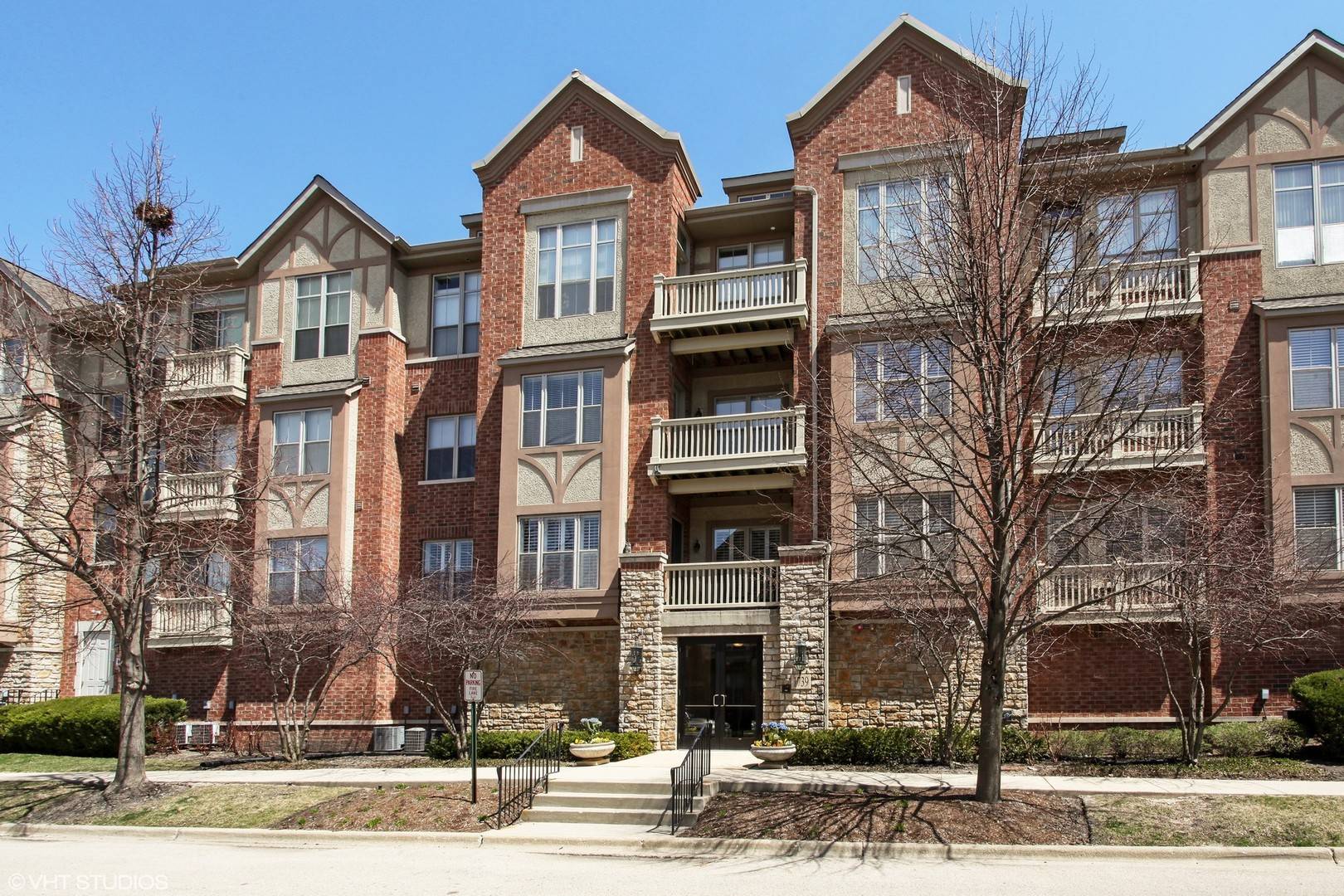 Northbrook, IL 60062,1739 Tudor LN #207