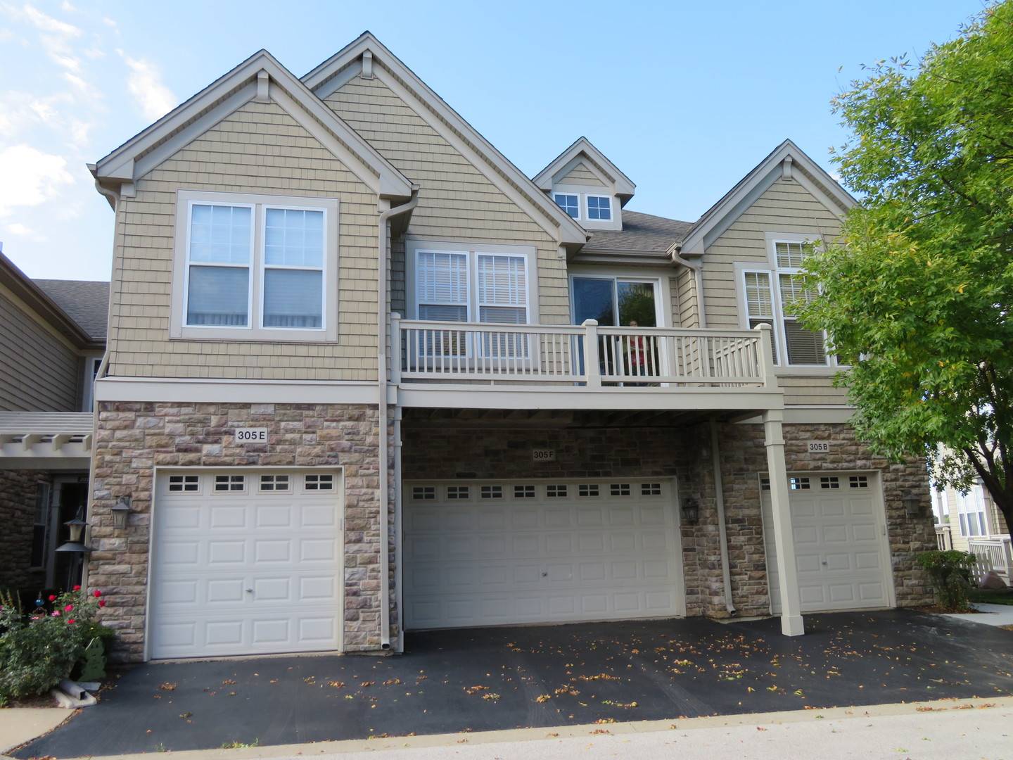 Wauconda, IL 60084,305 Sundown CT #F